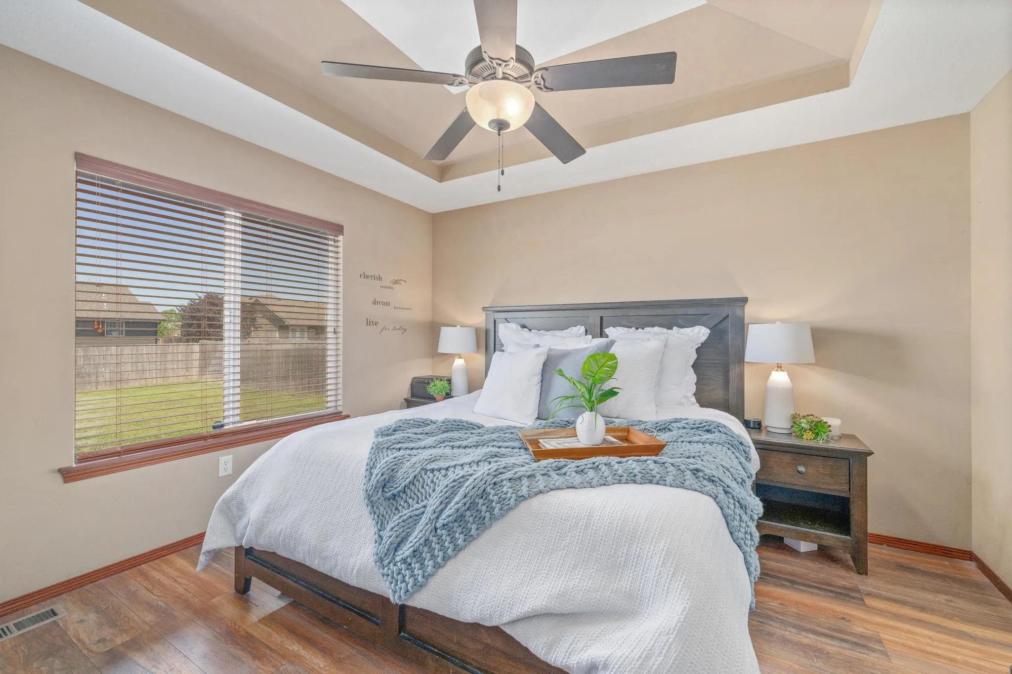 Derby, Kansas 67037, United States, 5 Bedrooms Bedrooms, ,3 BathroomsBathrooms,Residential,Pending,116720