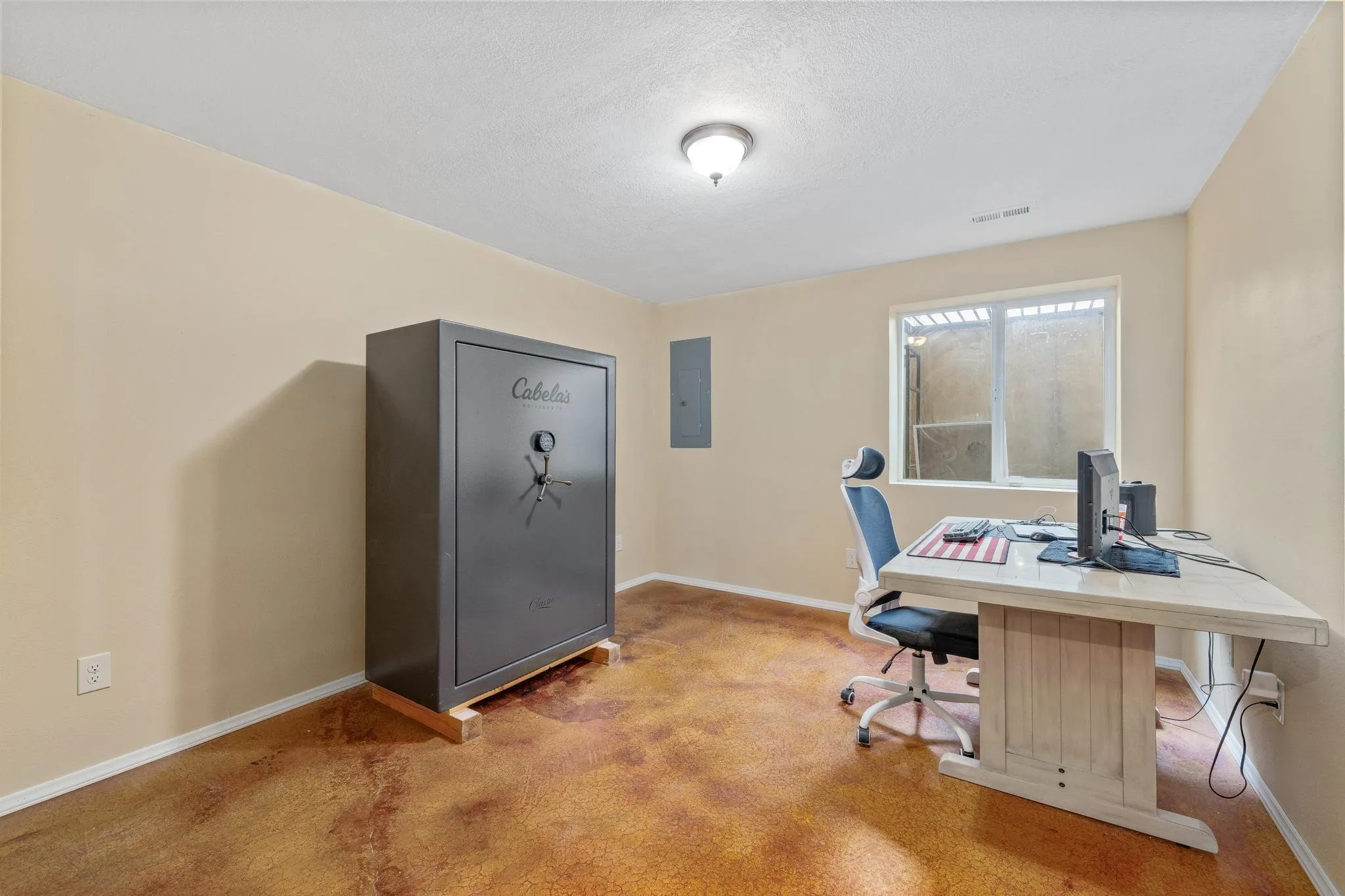 Derby, Kansas 67037, United States, 5 Bedrooms Bedrooms, ,3 BathroomsBathrooms,Residential,Pending,116720