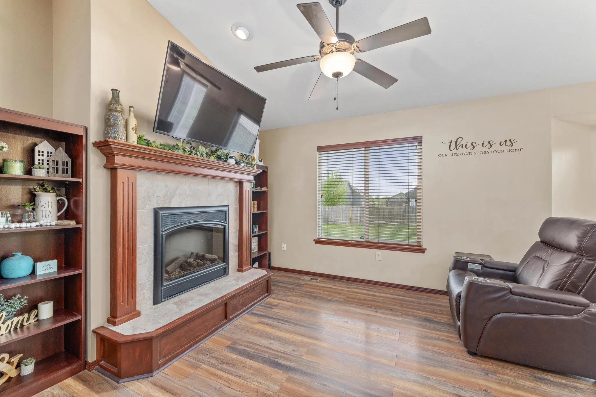 Derby, Kansas 67037, United States, 5 Bedrooms Bedrooms, ,3 BathroomsBathrooms,Residential,Pending,116720