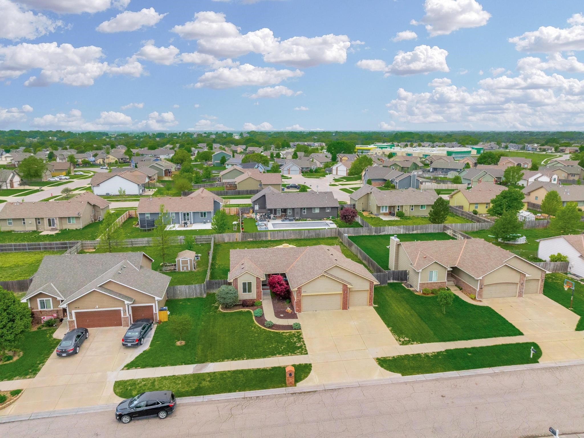 3001 N Emerson St, Derby, Kansas image 34