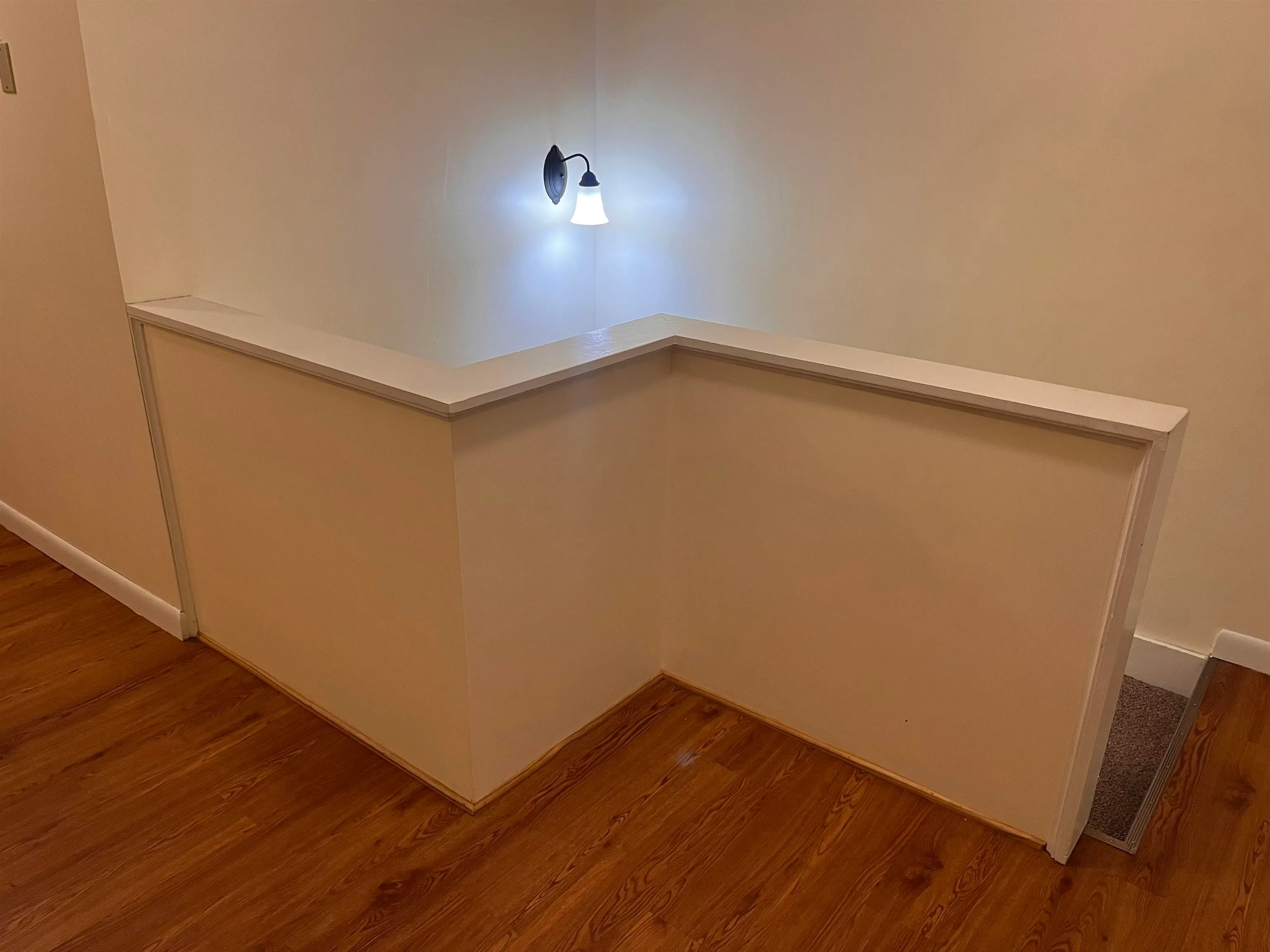 Newton, Kansas 67114, United States, 4 Bedrooms Bedrooms, ,3 BathroomsBathrooms,Residential,Pending,144300