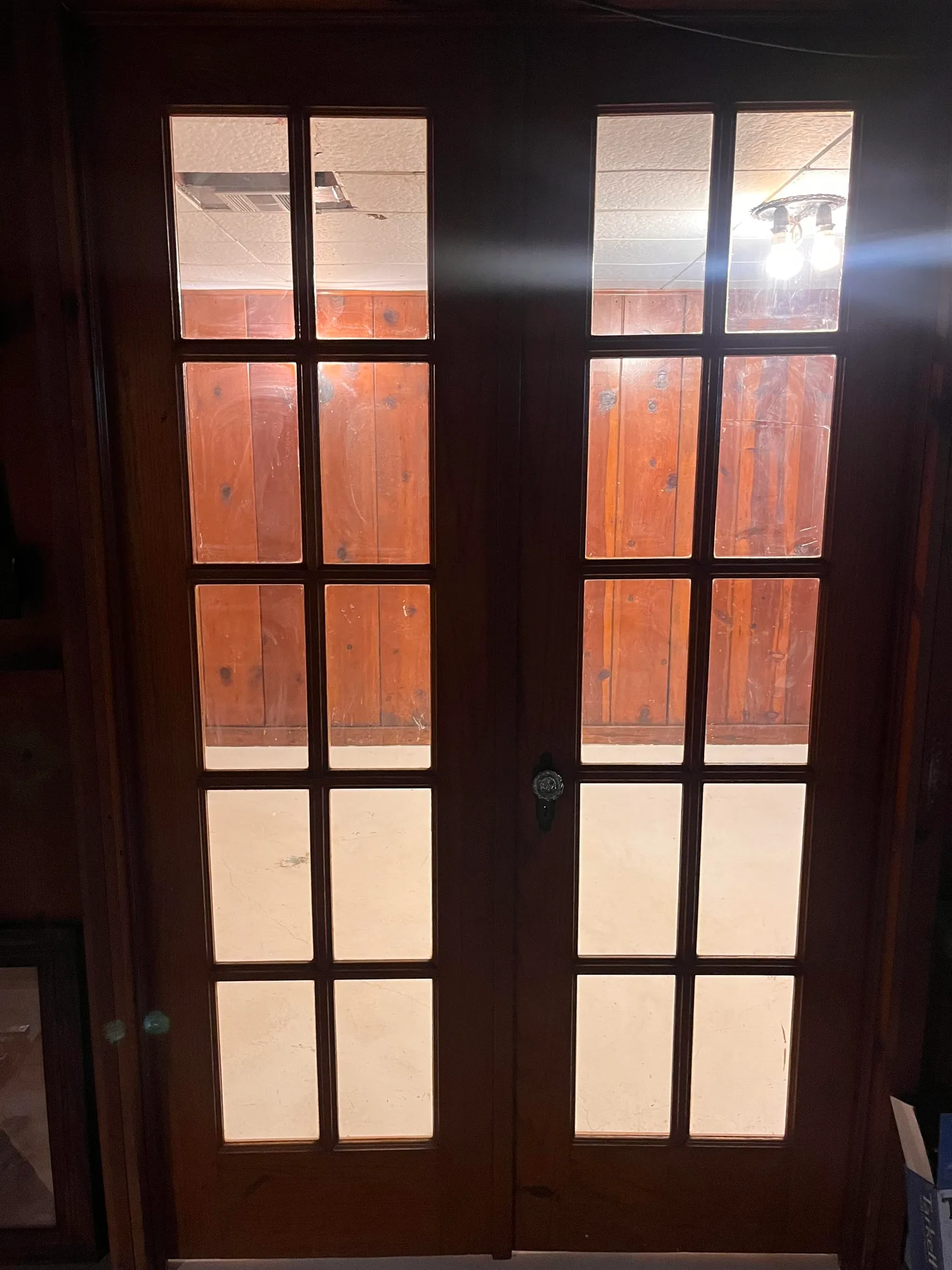 Newton, Kansas 67114, United States, 4 Bedrooms Bedrooms, ,3 BathroomsBathrooms,Residential,Pending,144300