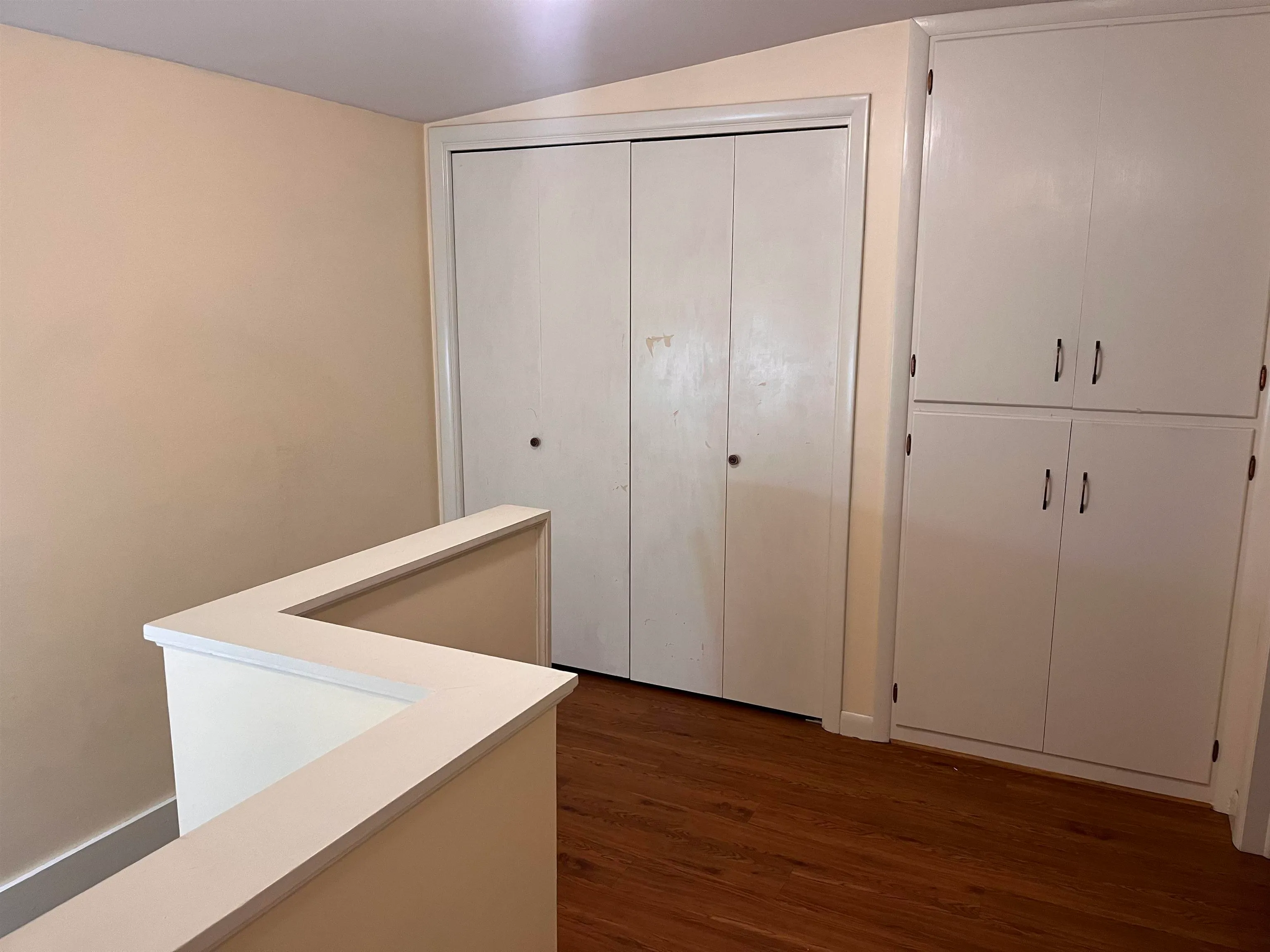 Newton, Kansas 67114, United States, 4 Bedrooms Bedrooms, ,3 BathroomsBathrooms,Residential,Pending,144300