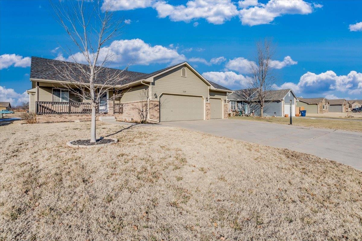 1137 Red River Cir, Clearwater, Kansas image 2