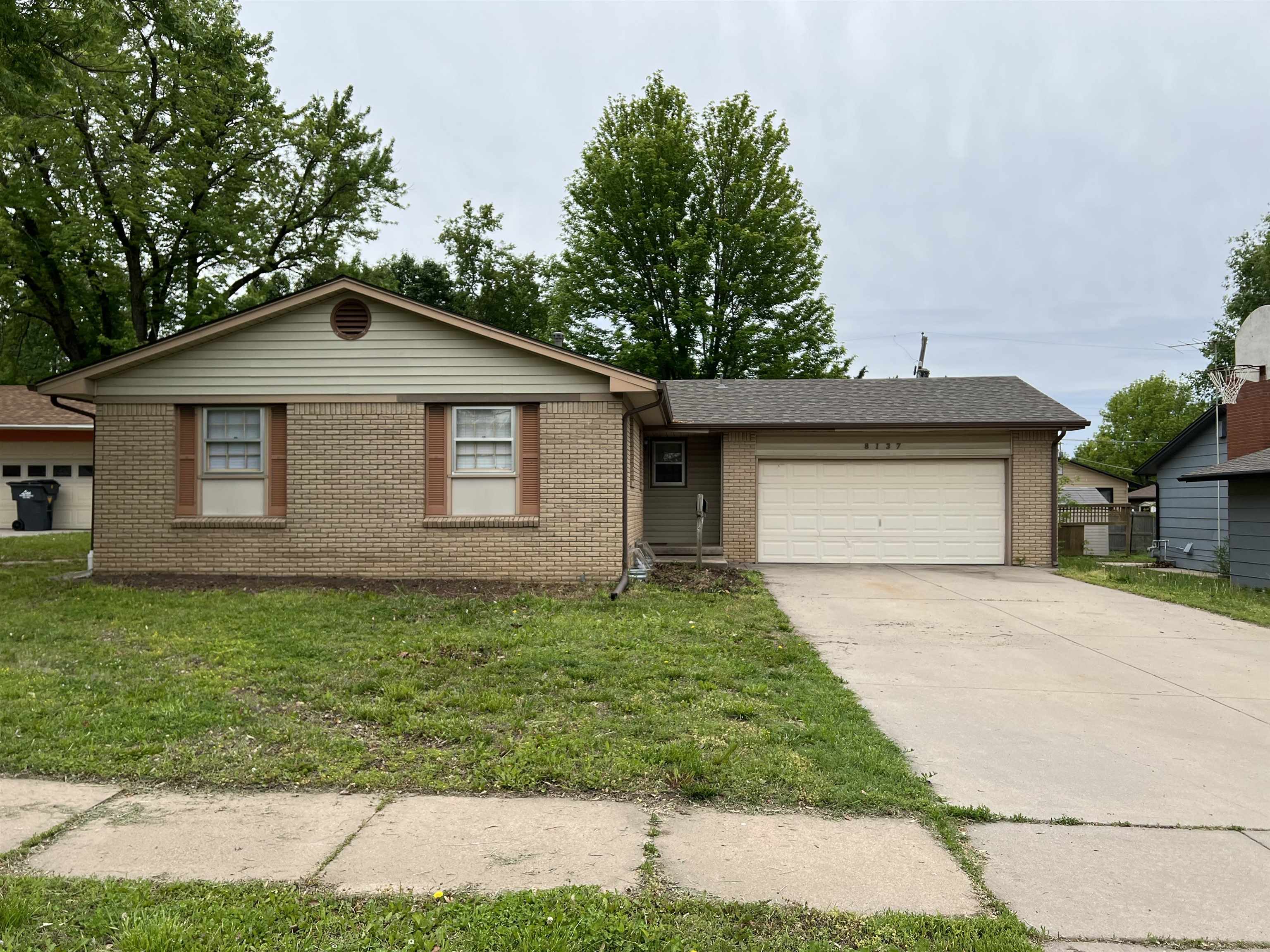 8137 E Zimmerly St, Wichita, Kansas image 1
