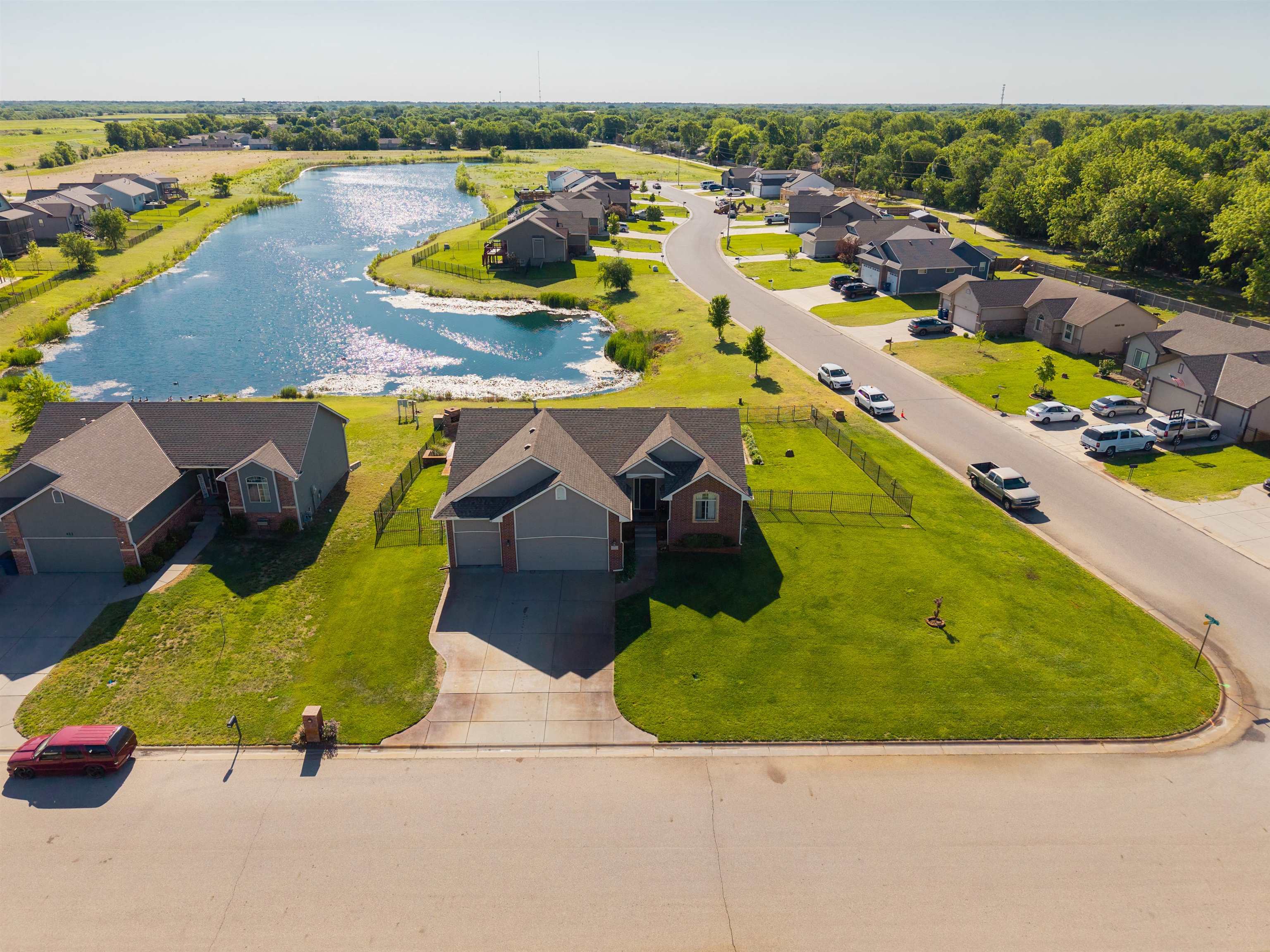 410 N Baughman St, Haysville, Kansas image 34