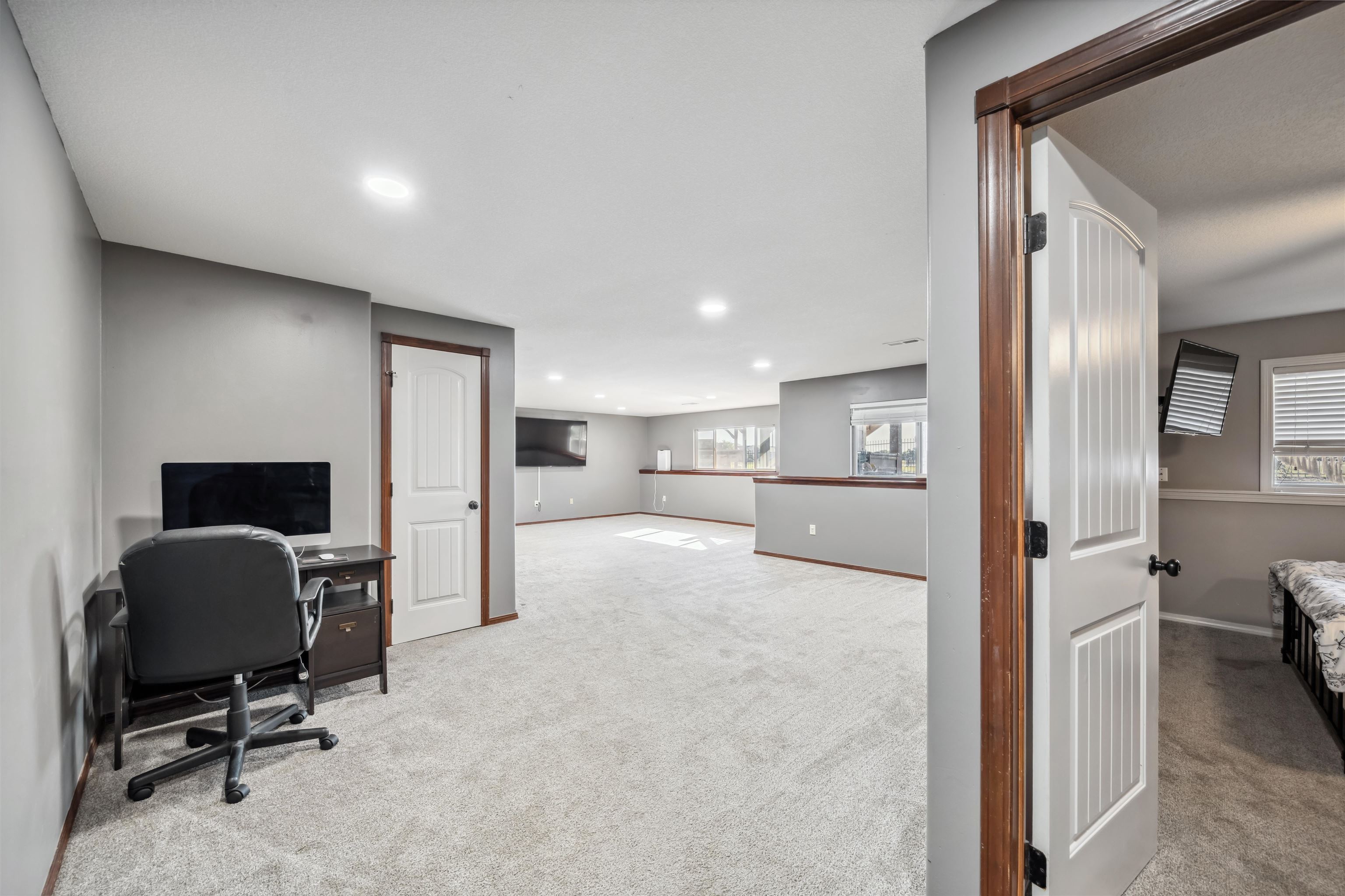 410 N Baughman St, Haysville, Kansas image 23