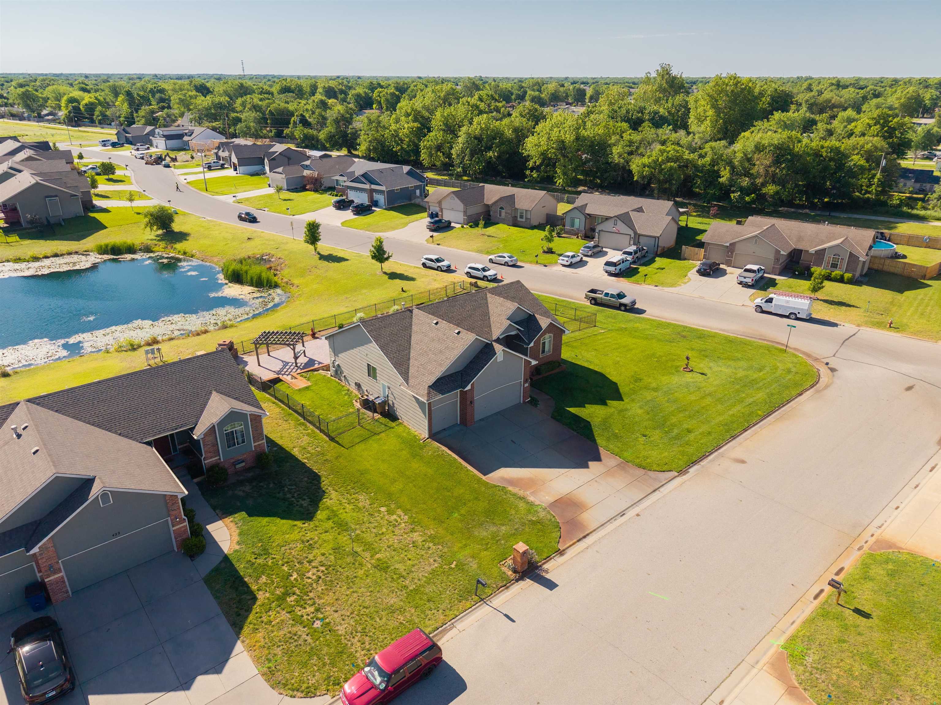 410 N Baughman St, Haysville, Kansas image 35