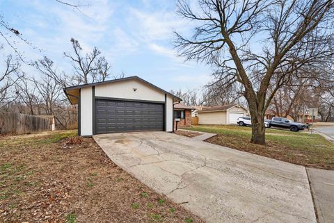 Tiny photo for 1310 N Taylor St, El Dorado, KS 67042 (MLS # 669261)