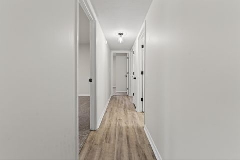 Tiny photo for 1310 N Taylor St, El Dorado, KS 67042 (MLS # 669261)