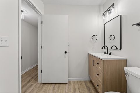 Tiny photo for 1310 N Taylor St, El Dorado, KS 67042 (MLS # 669261)