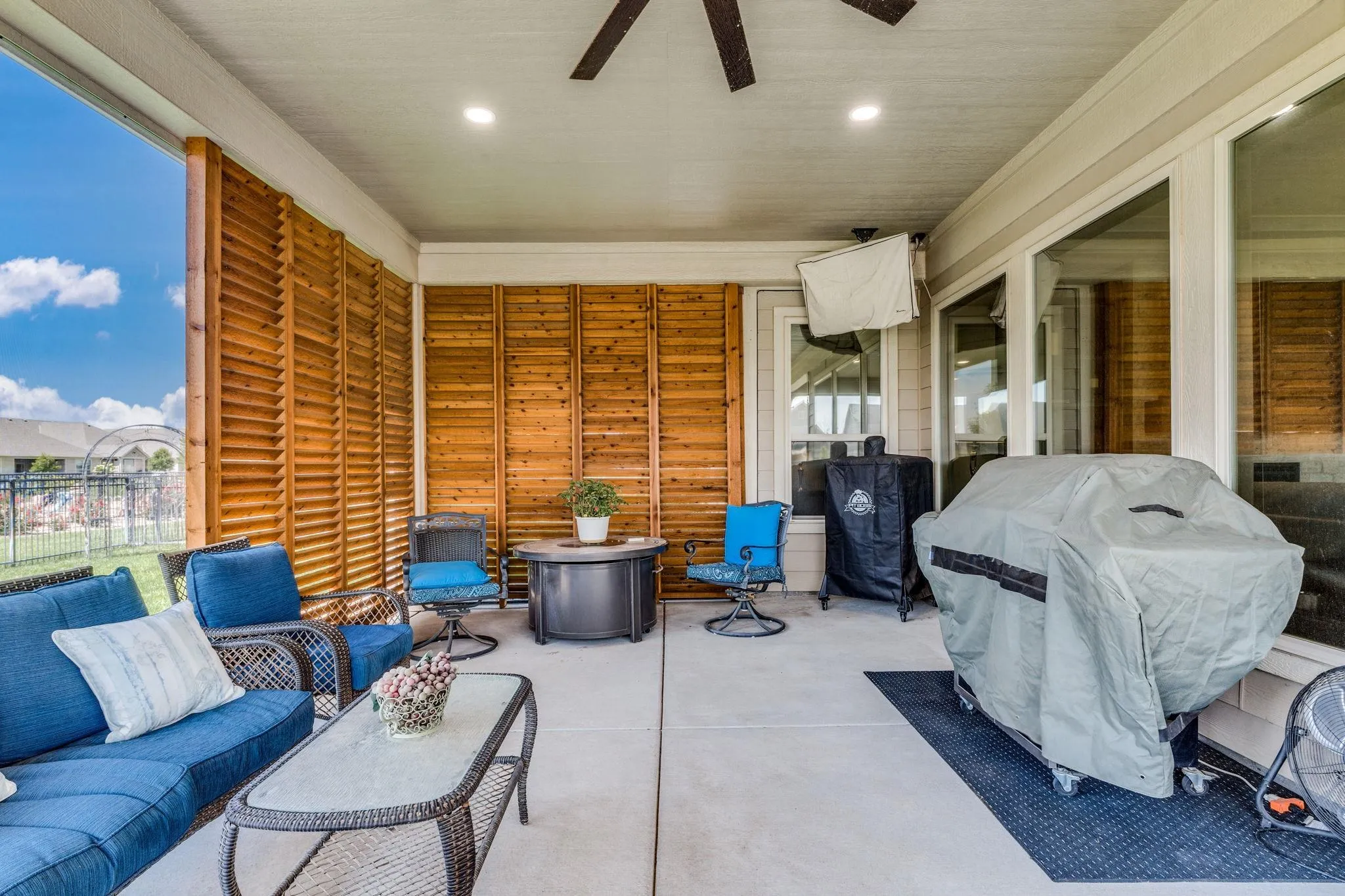 Wichita, Kansas 67205, United States, 3 Bedrooms Bedrooms, ,3 BathroomsBathrooms,Residential,Active,179544