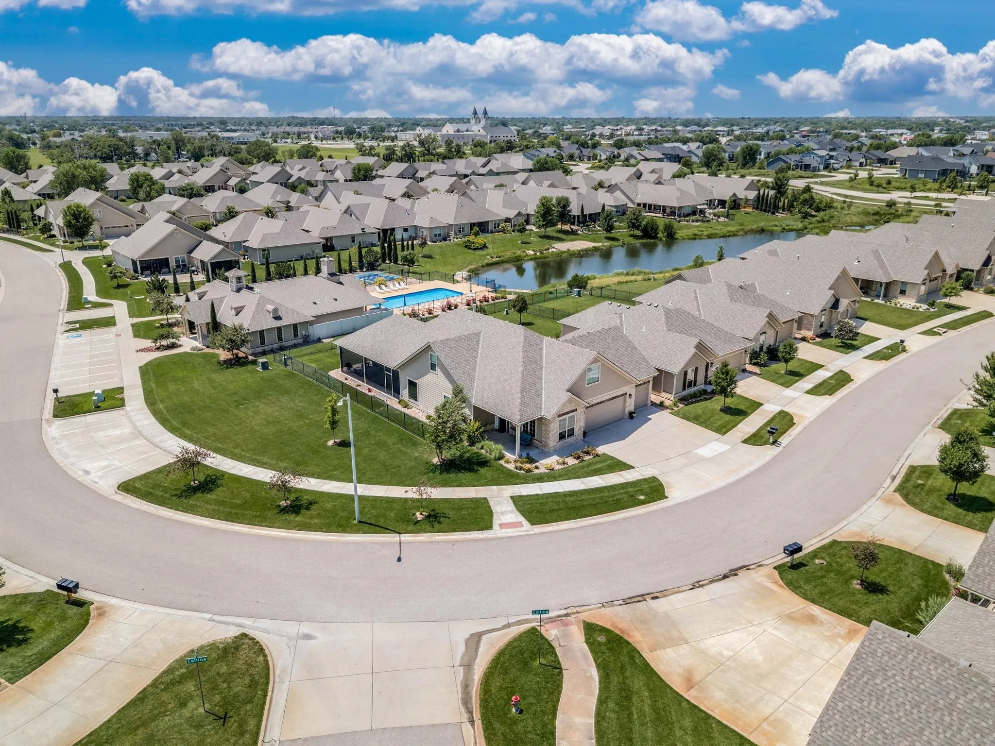 Wichita, Kansas 67205, United States, 3 Bedrooms Bedrooms, ,3 BathroomsBathrooms,Residential,Active,179544