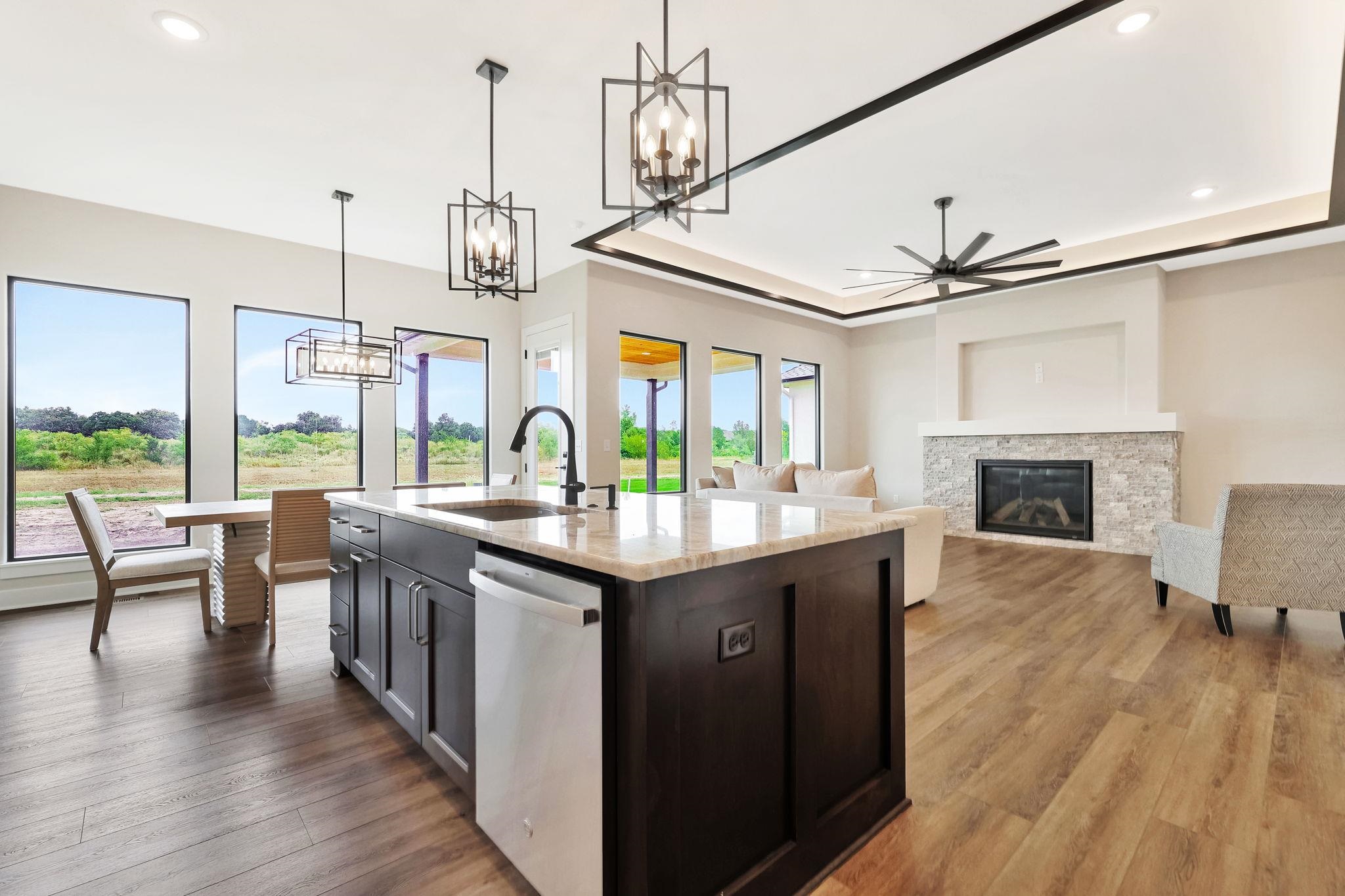 2118 W Harborlight St, Wichita, Kansas image 4