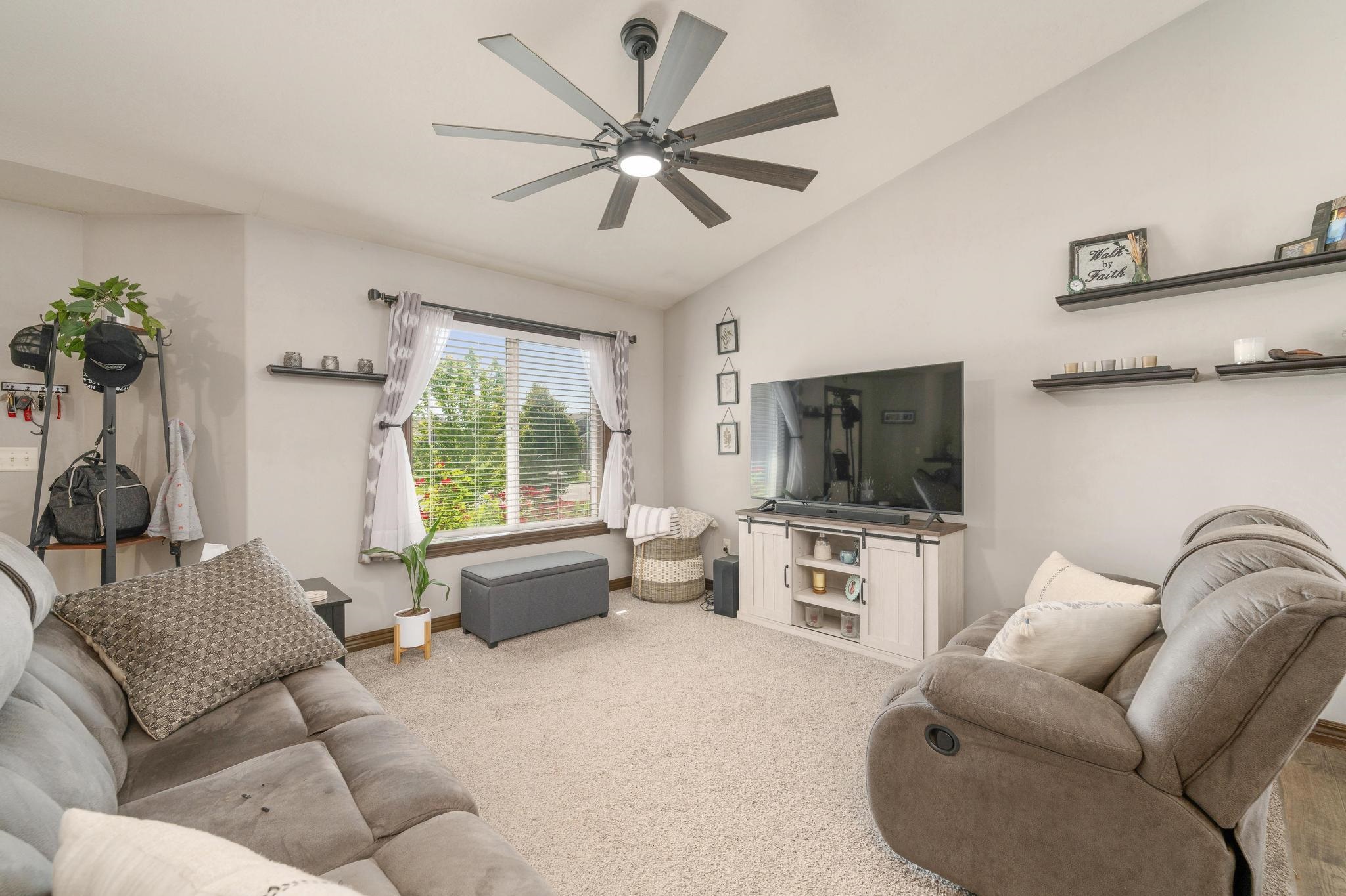2121 S Wheatland St, Wichita, Virginia image 20
