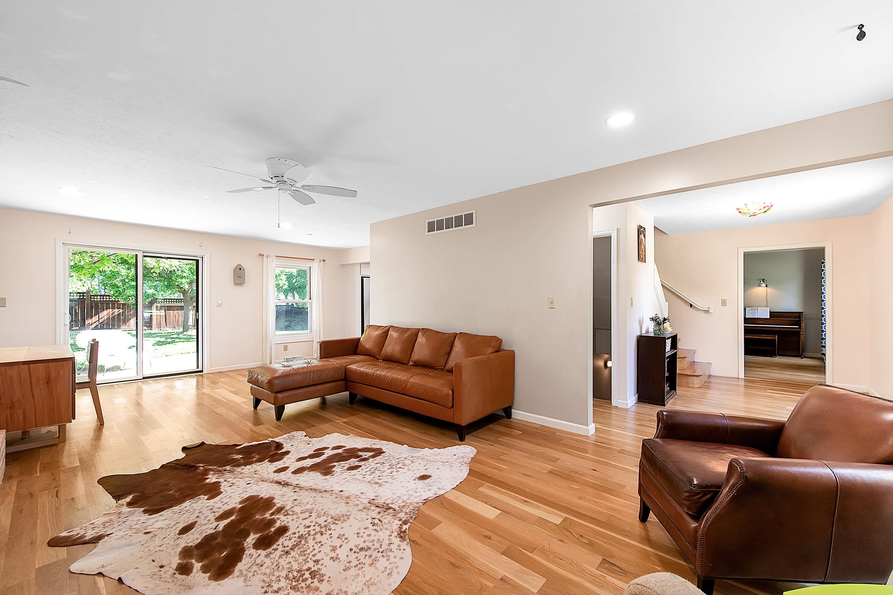 2111 Melrose Ln, Salina, Kansas image 12