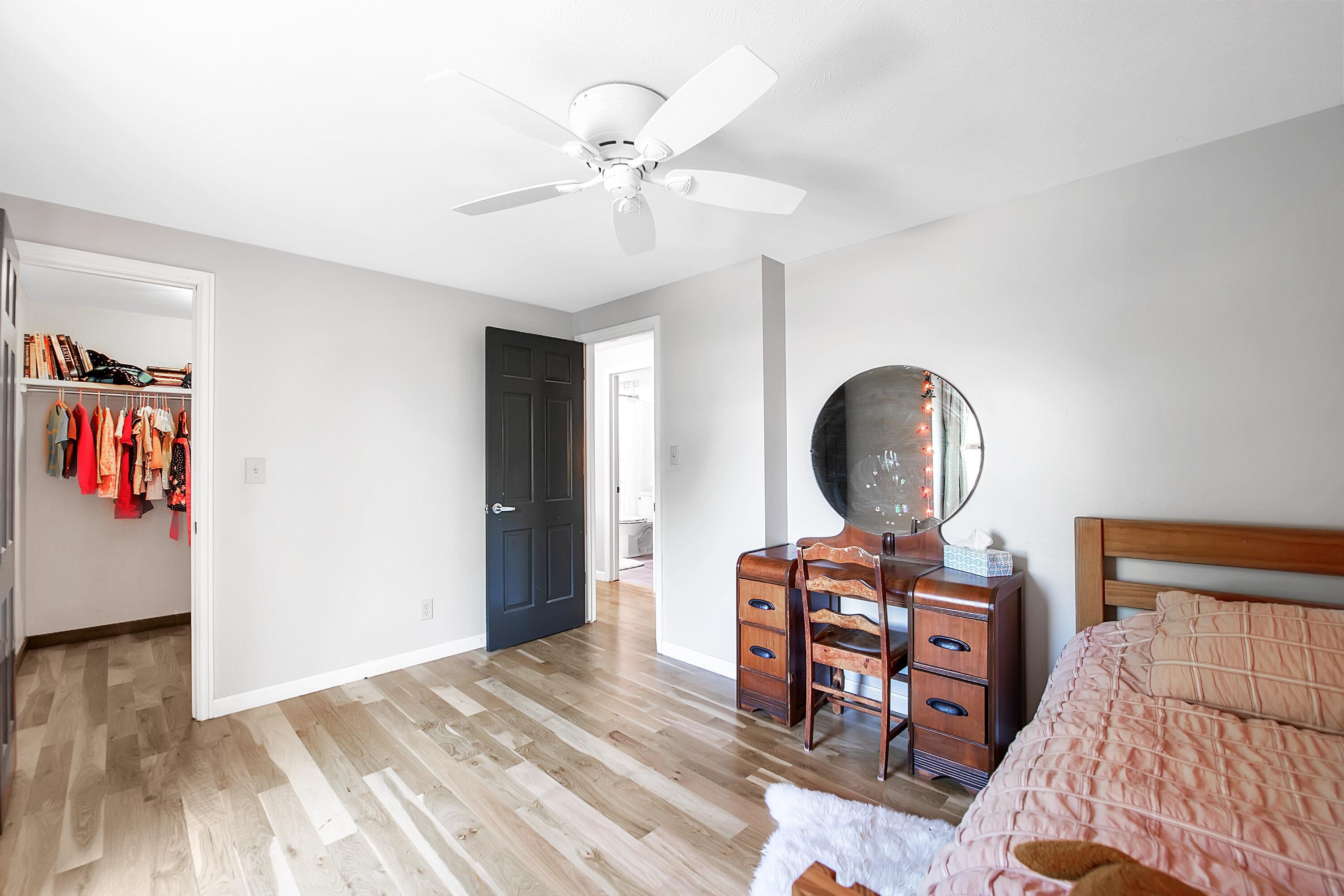 2111 Melrose Ln, Salina, Kansas image 29