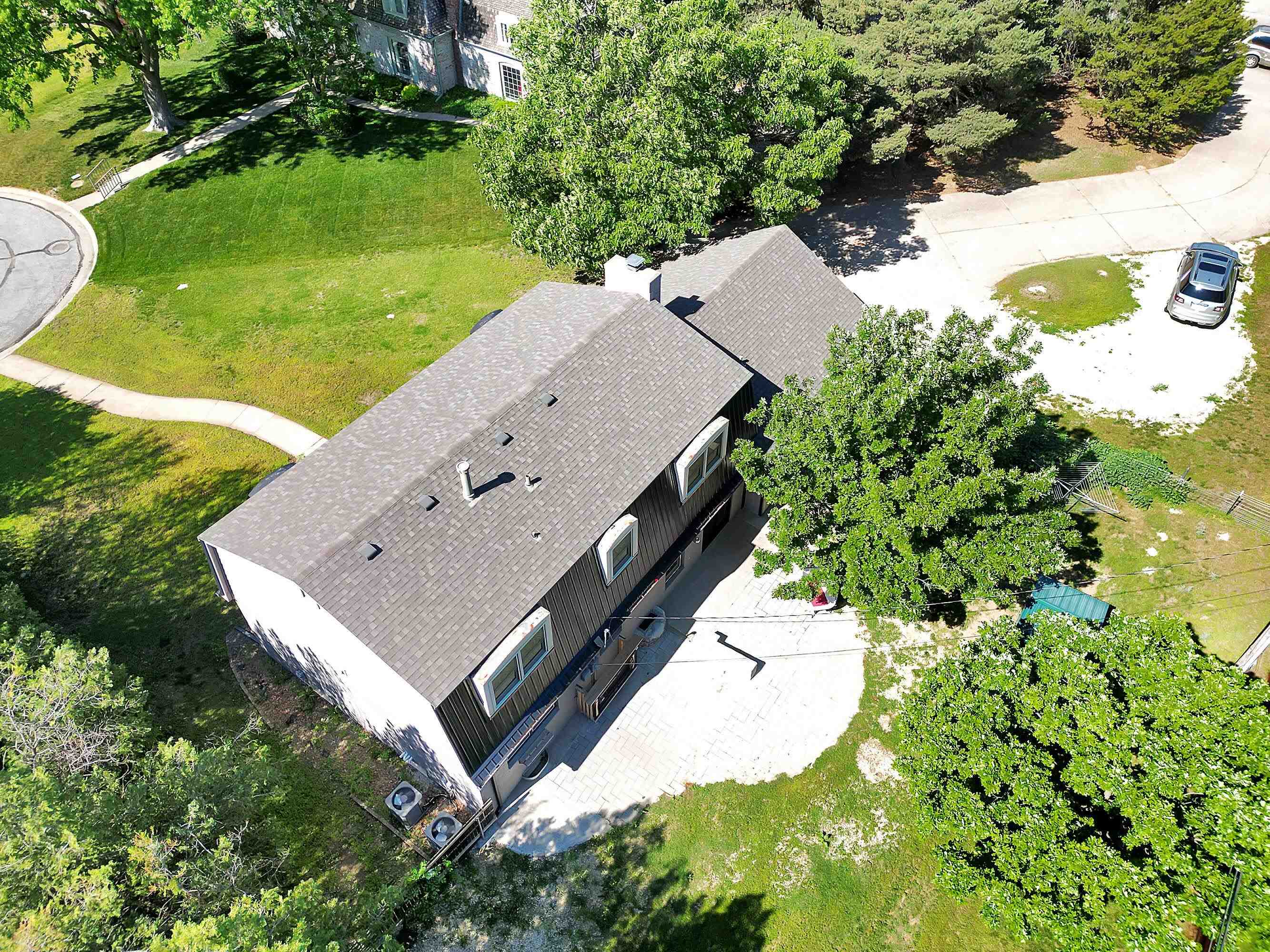2111 Melrose Ln, Salina, Kansas image 7