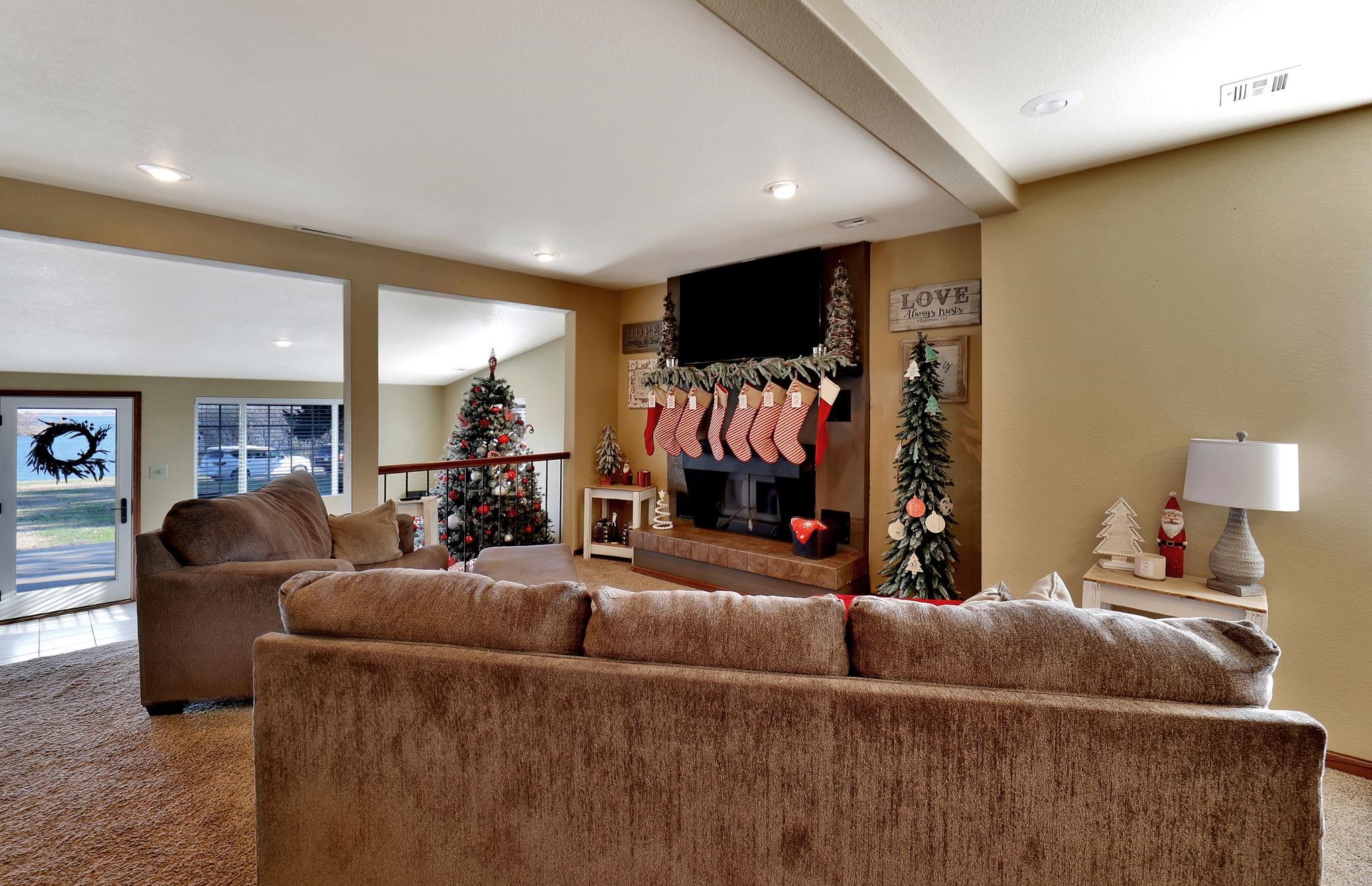 74 Eureka Lake Rd, Eureka, Kansas image 6