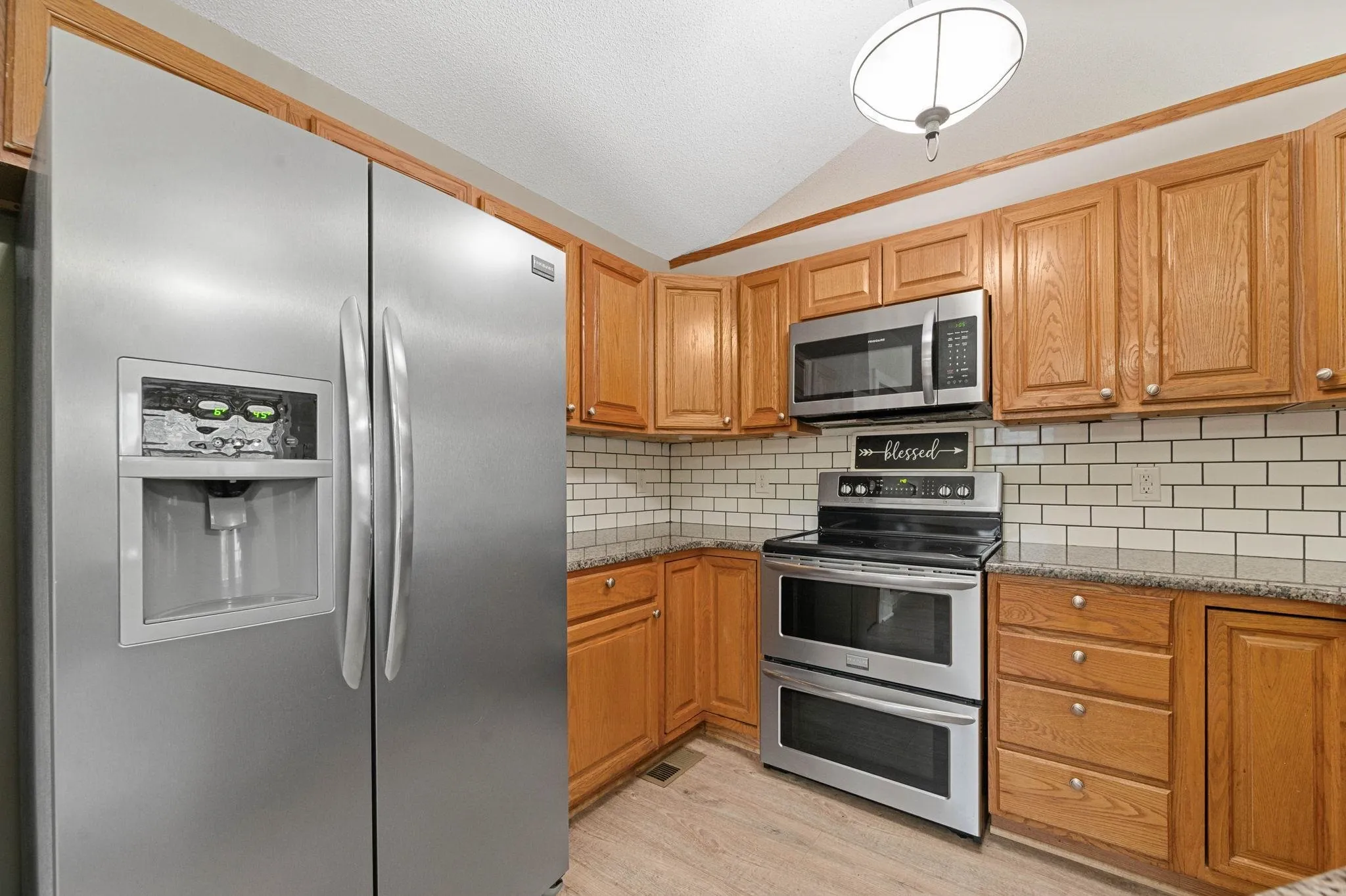 Wichita, Kansas 67205, United States, 4 Bedrooms Bedrooms, ,3 BathroomsBathrooms,Residential,Active,234463