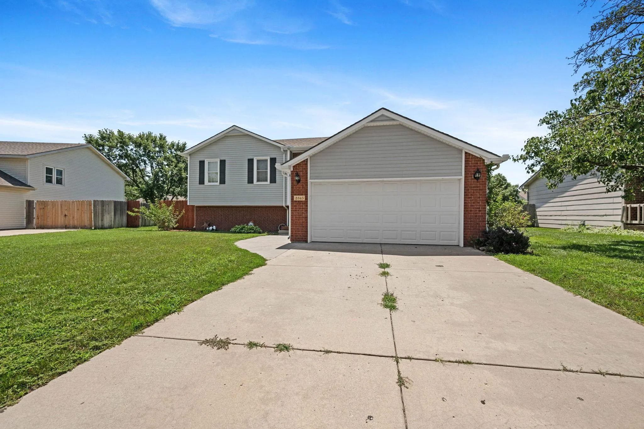 Wichita, Kansas 67205, United States, 4 Bedrooms Bedrooms, ,3 BathroomsBathrooms,Residential,Active,234463