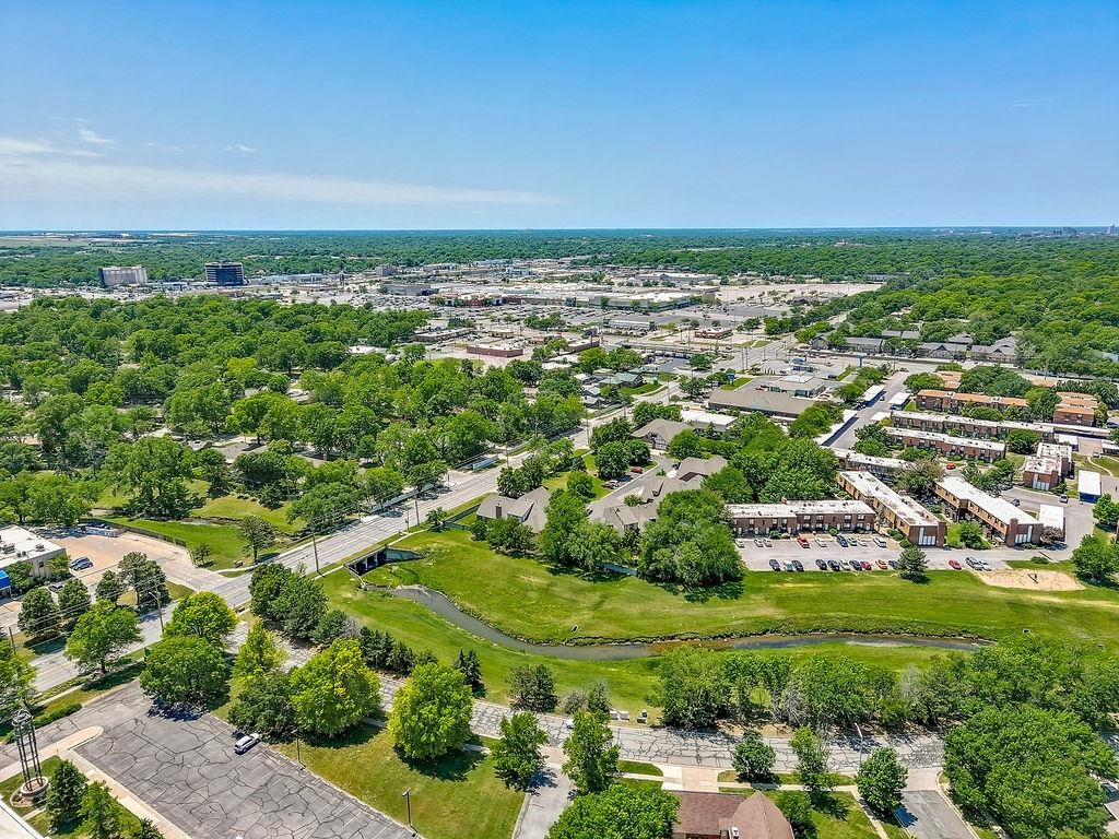 8425 E Huntington St, Wichita, Virginia image 30