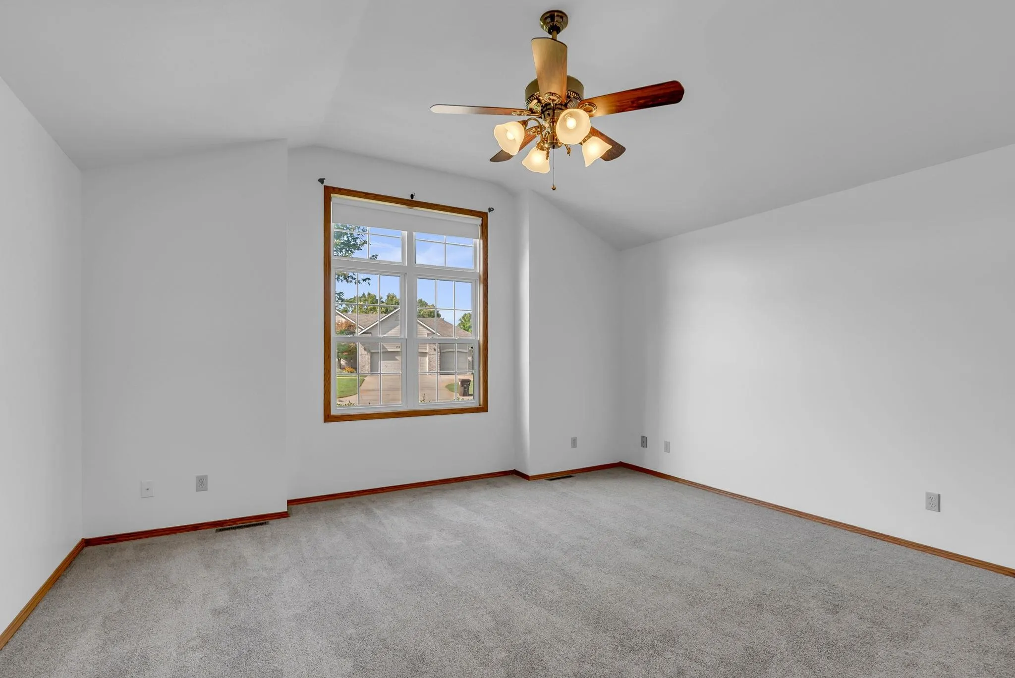 Wichita, Kansas 67230, United States, 5 Bedrooms Bedrooms, ,3 BathroomsBathrooms,Residential,Active,192070