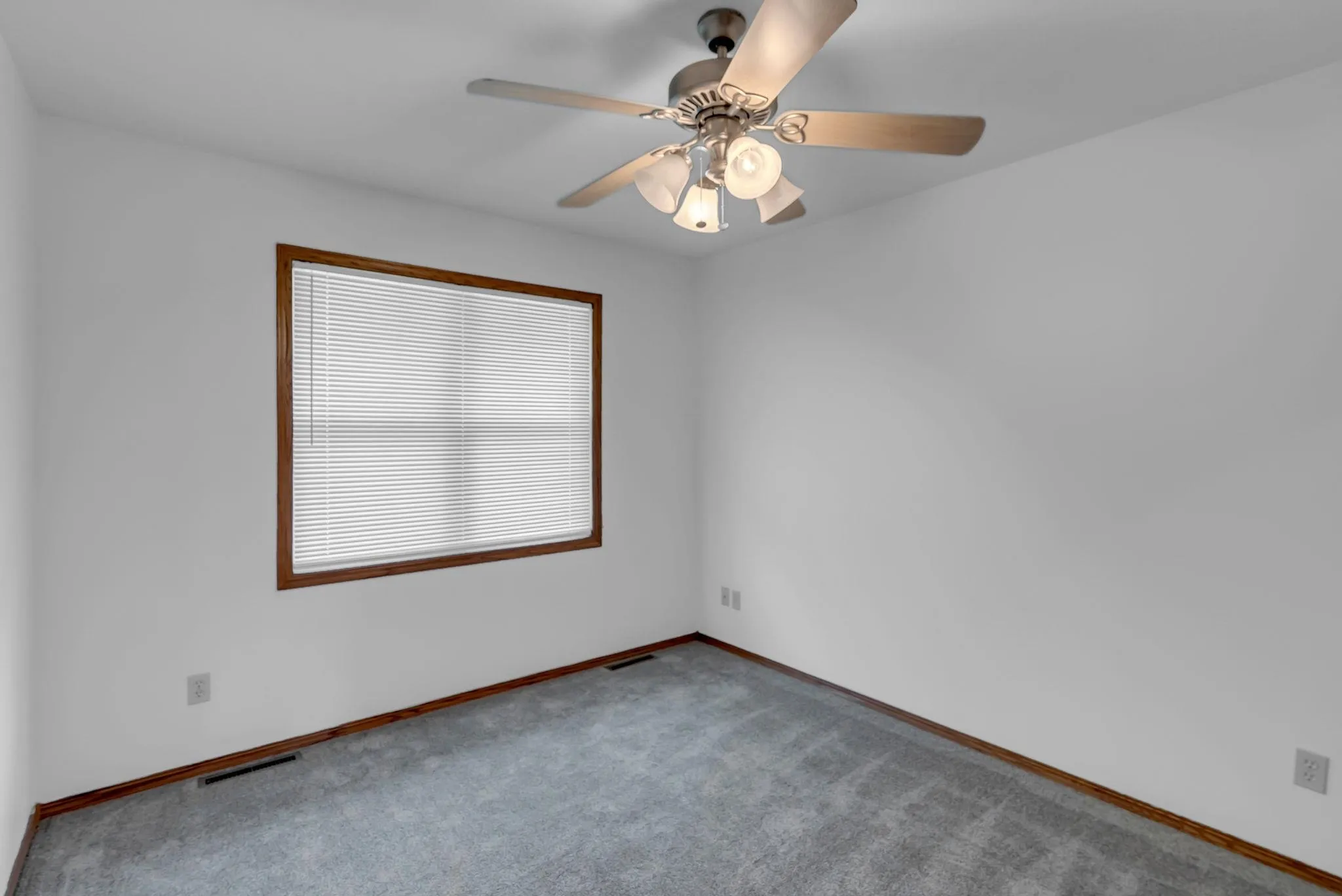 Wichita, Kansas 67230, United States, 5 Bedrooms Bedrooms, ,3 BathroomsBathrooms,Residential,Active,192070