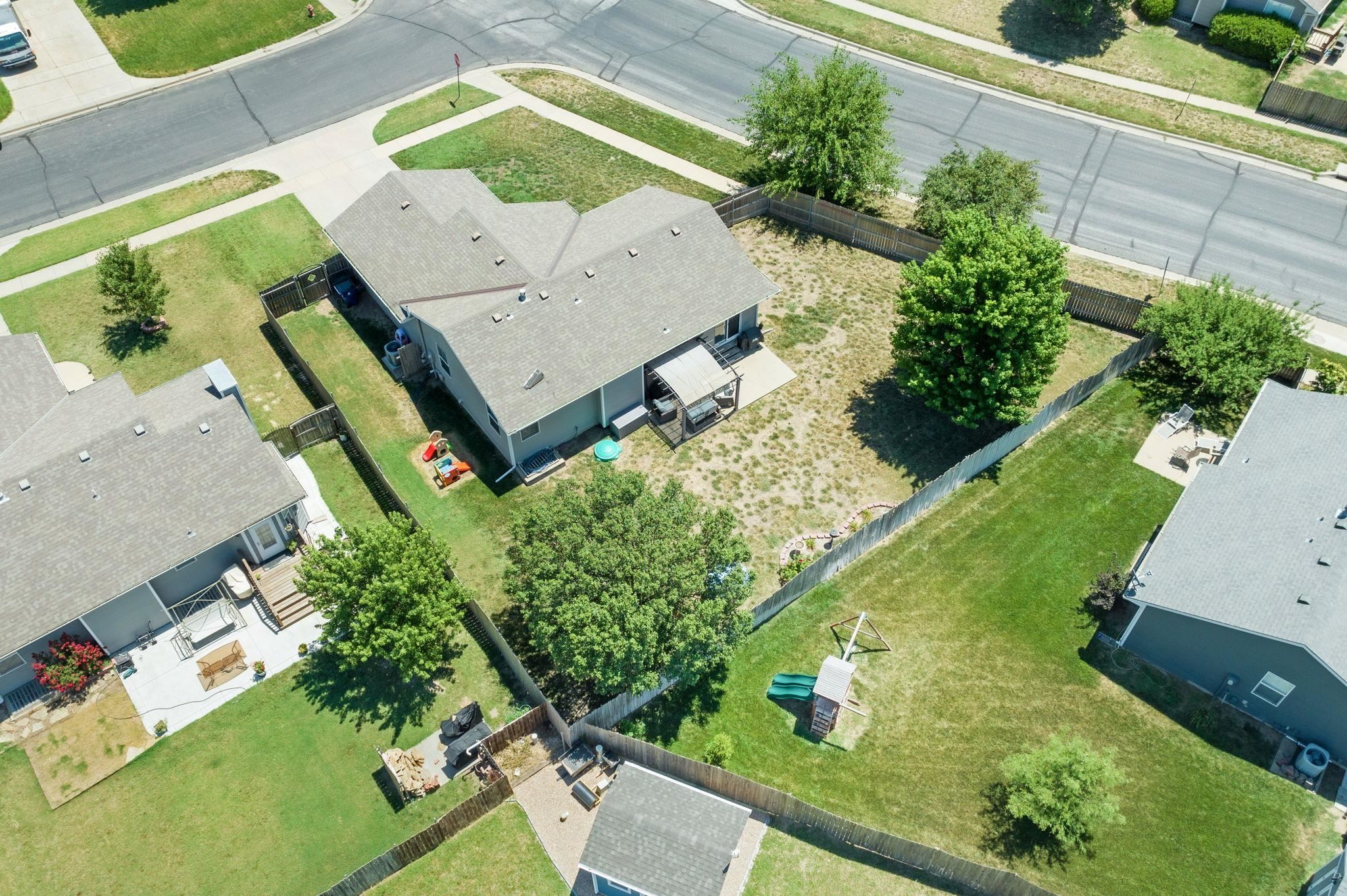 Goddard, Kansas 67052, United States, 4 Bedrooms Bedrooms, ,3 BathroomsBathrooms,Residential,Pending,51828