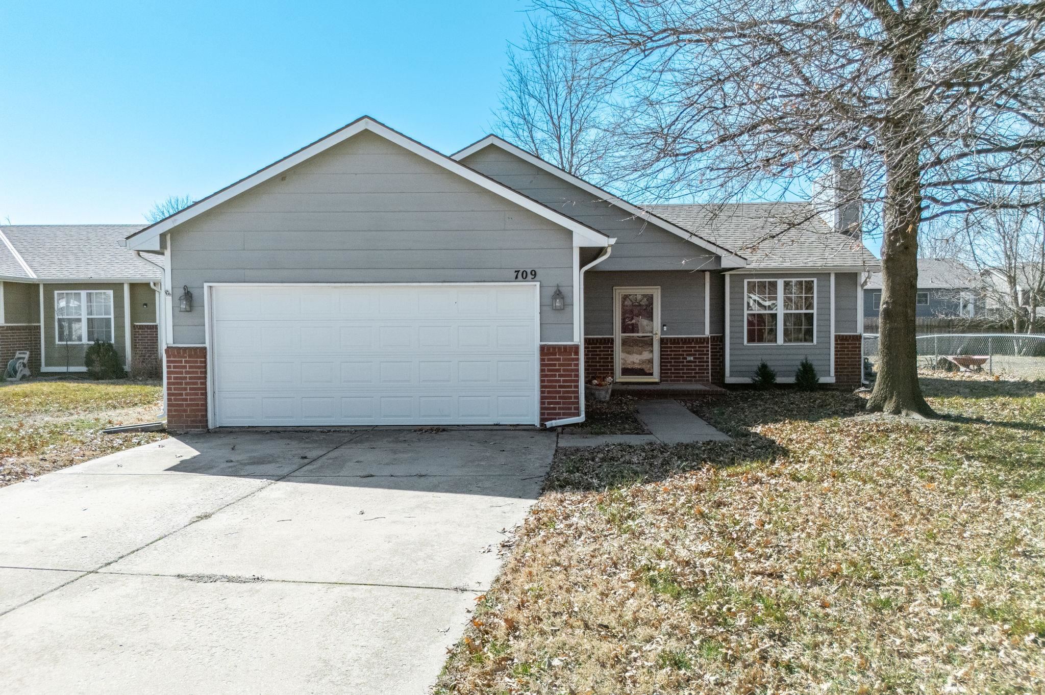 709 Deerfield Cir, Valley Center, Kansas image 33