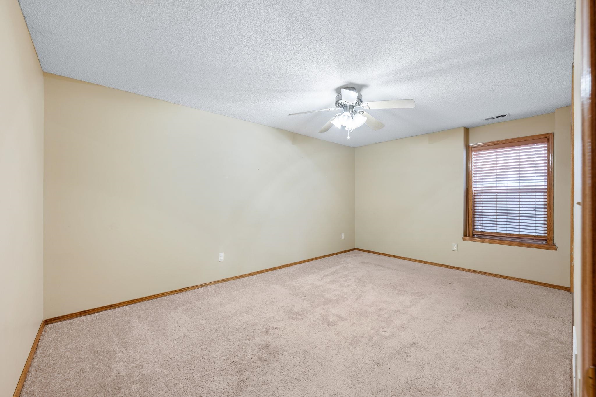 709 Deerfield Cir, Valley Center, Kansas image 22