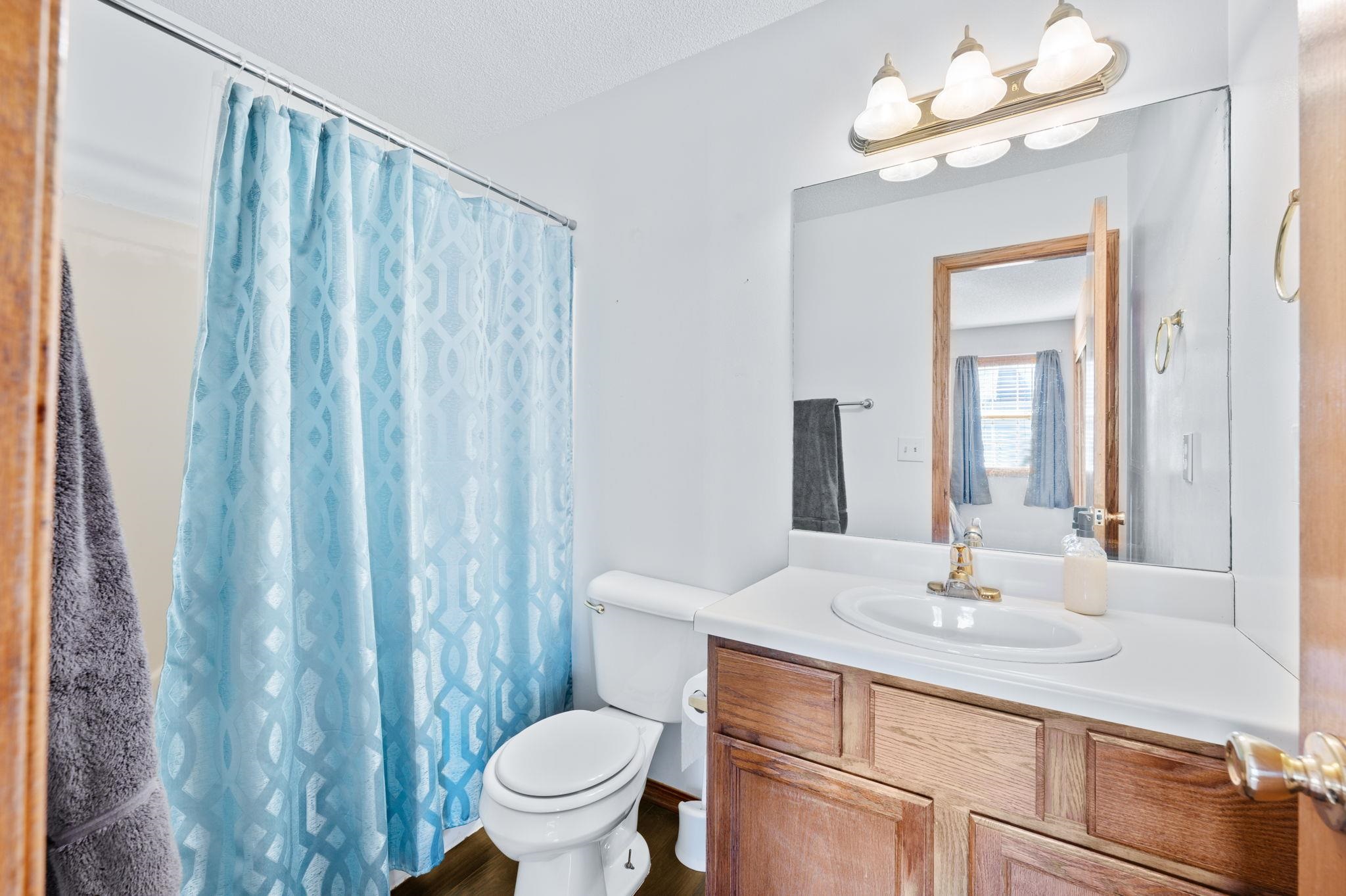 709 Deerfield Cir, Valley Center, Kansas image 14