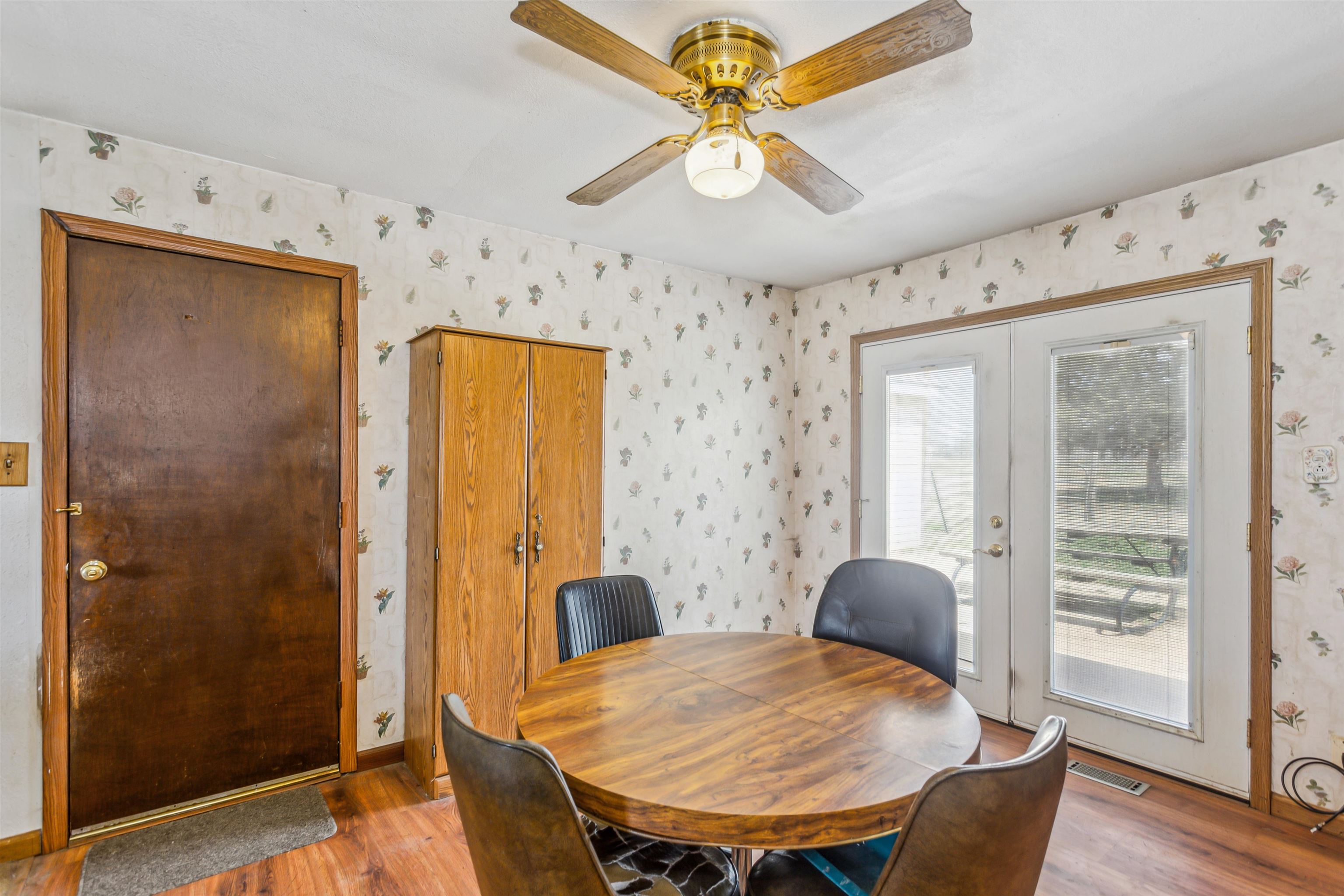 804 Westside Villa Dr, Hutchinson, Kansas image 7