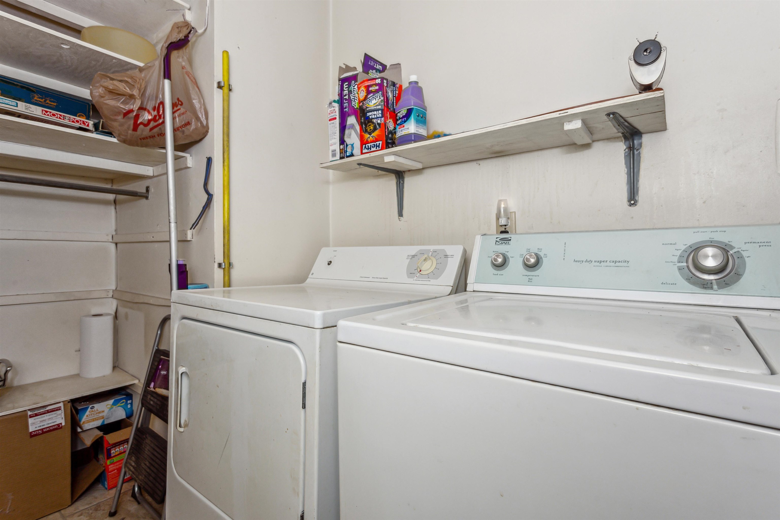 804 Westside Villa Dr, Hutchinson, Kansas image 17