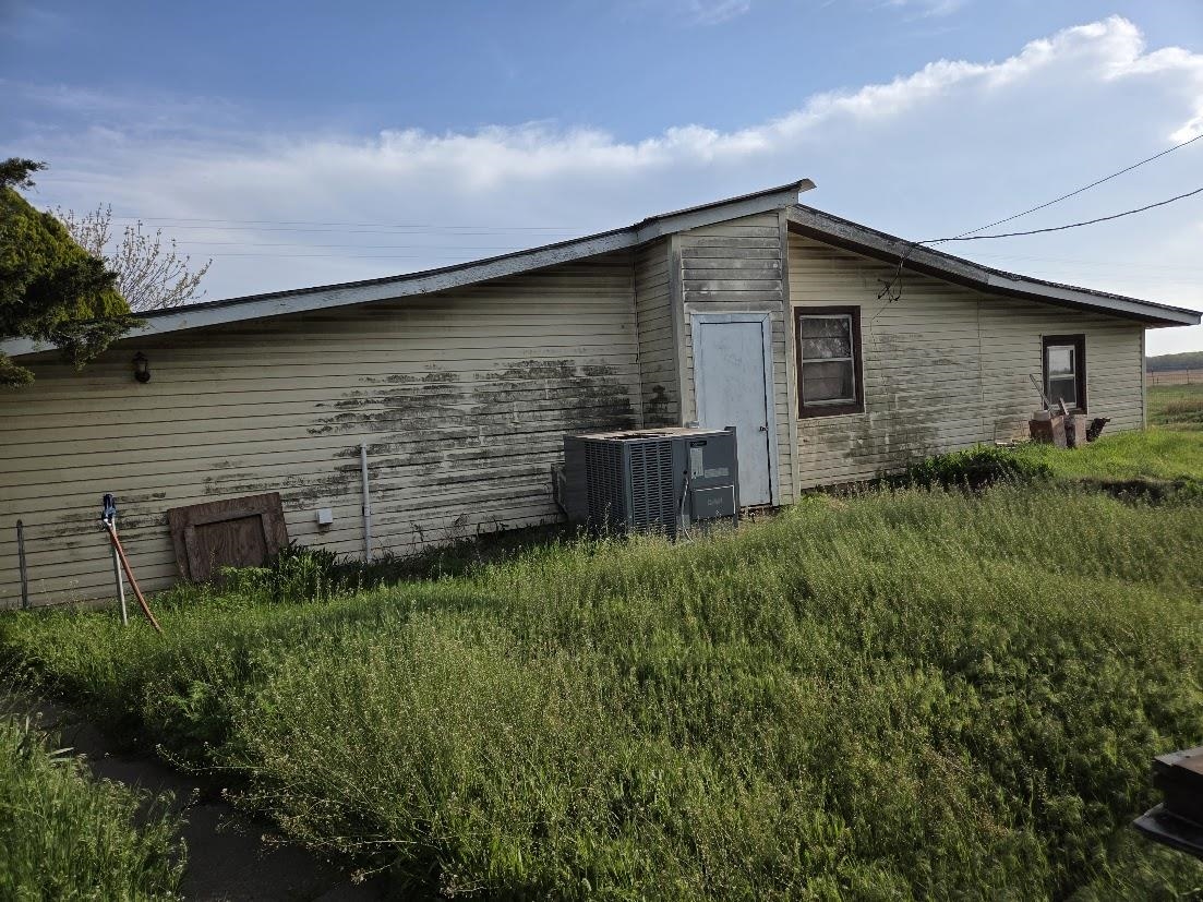 8710 E Silver Lake Rd, Haven, Kansas image 2