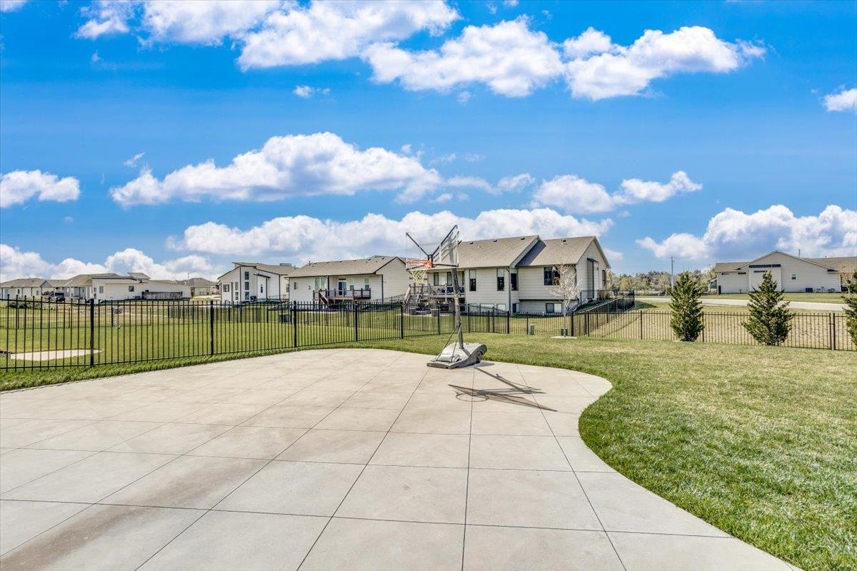 290 S Wellcrest Ct, Wichita, Kansas image 35