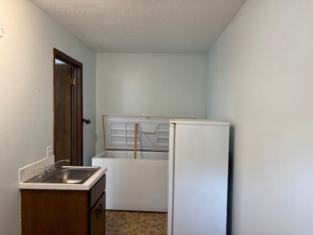 3 N Eastborough Rd, Salina, Kansas image 10