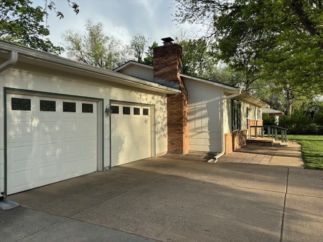 3 N Eastborough Rd, Salina, Kansas image 3