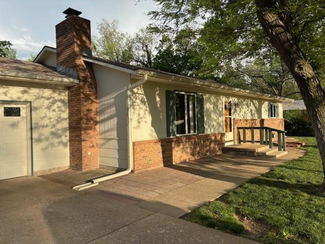 3 N Eastborough Rd, Salina, Kansas image 2