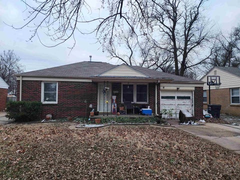 Homes For Sale - 718 S Eastridge St<br/> Wichita, KS 67207