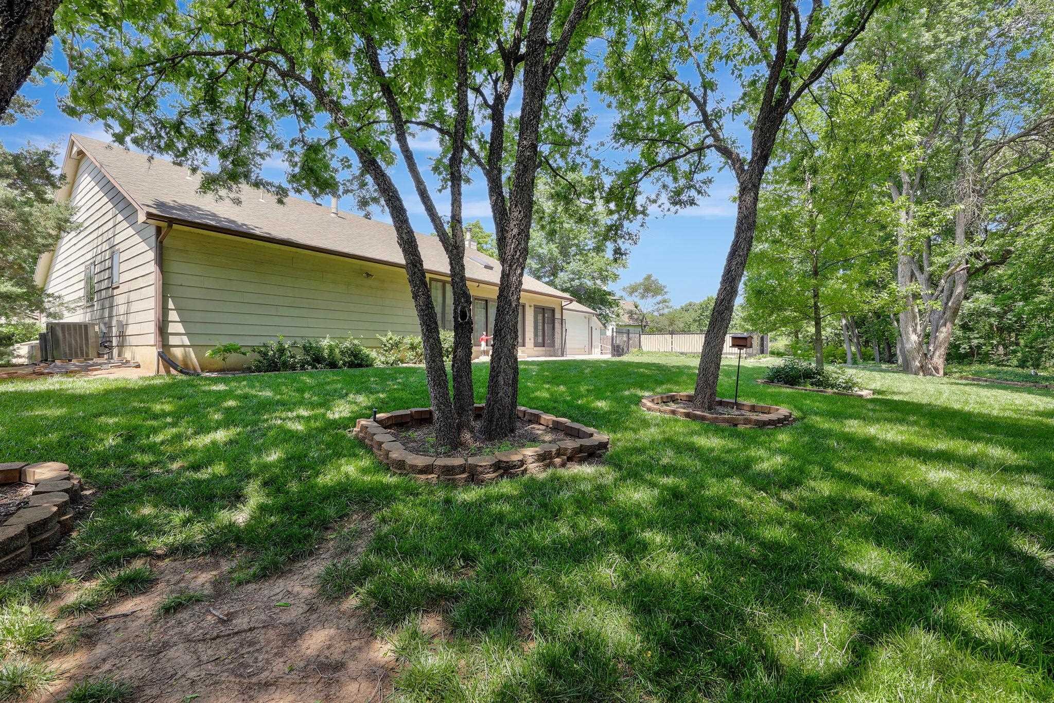 Derby, Kansas 67037, United States, 5 Bedrooms Bedrooms, ,3 BathroomsBathrooms,Residential,Pending,56356