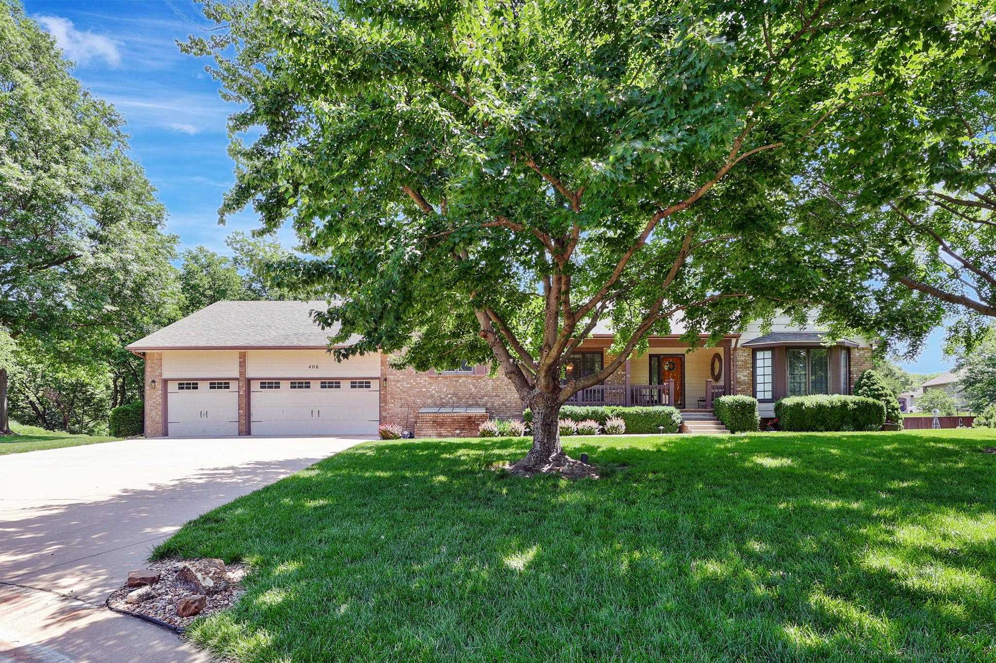 Derby, Kansas 67037, United States, 5 Bedrooms Bedrooms, ,3 BathroomsBathrooms,Residential,Pending,56356