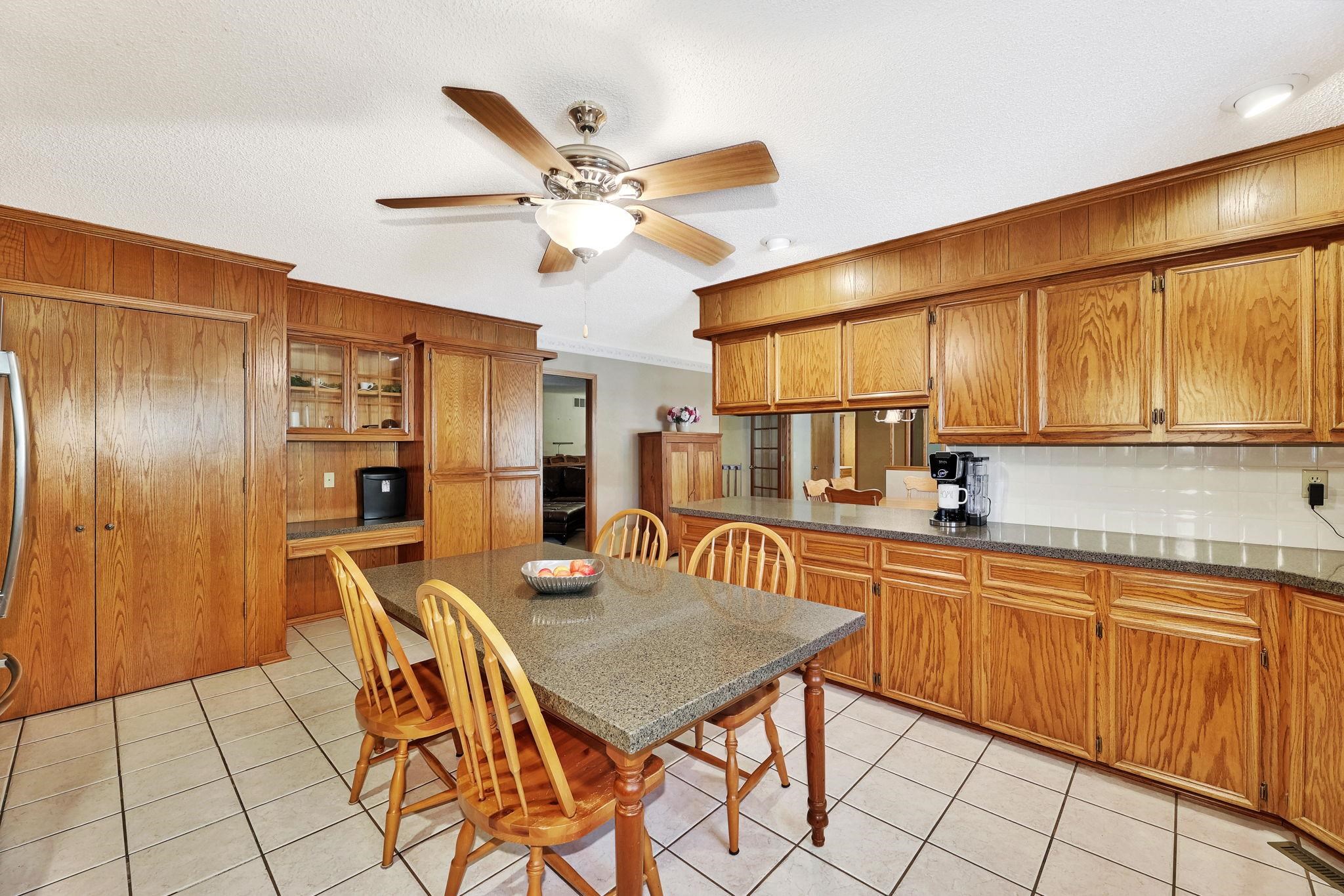 Derby, Kansas 67037, United States, 5 Bedrooms Bedrooms, ,3 BathroomsBathrooms,Residential,Pending,56356