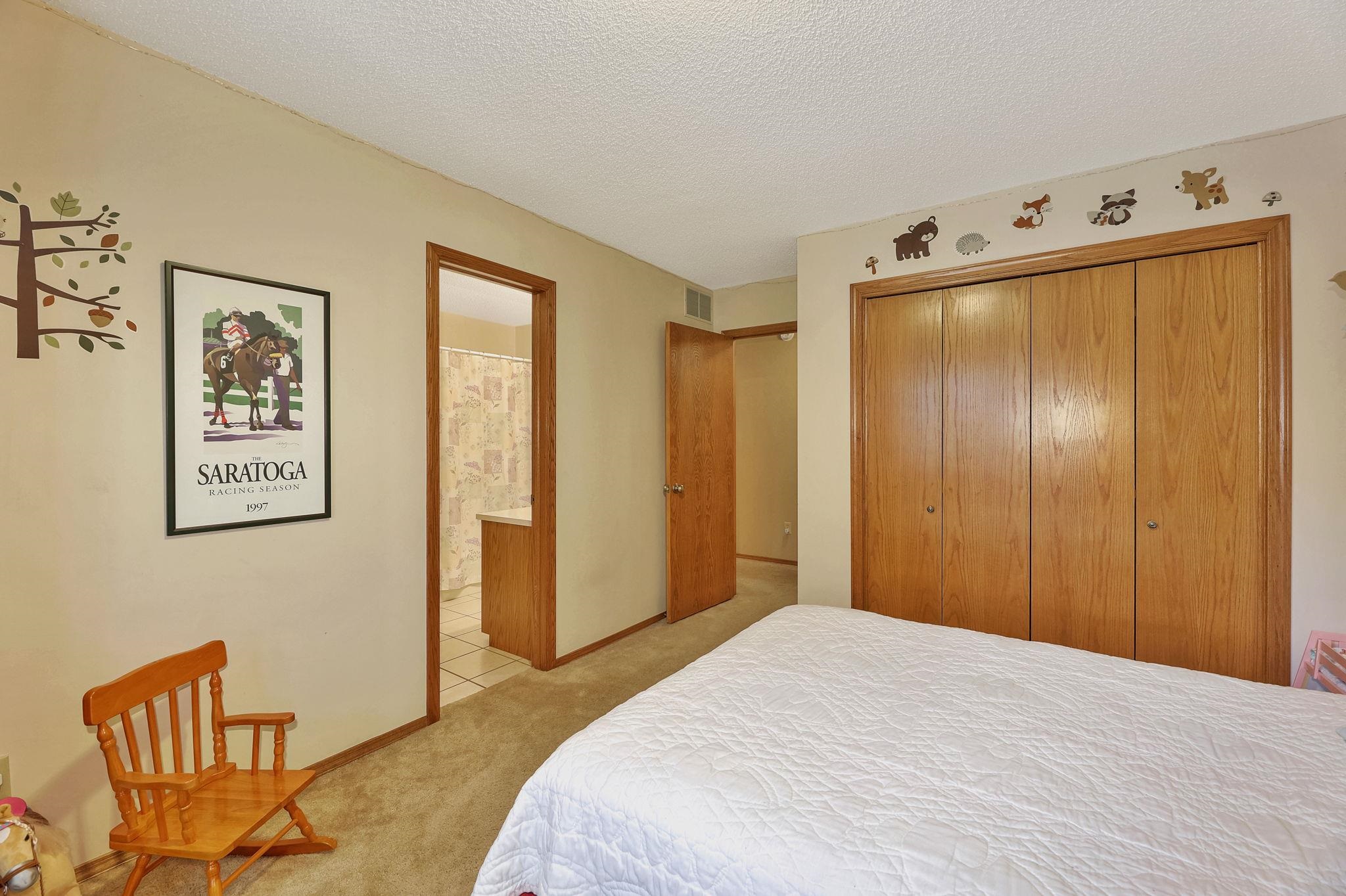 Derby, Kansas 67037, United States, 5 Bedrooms Bedrooms, ,3 BathroomsBathrooms,Residential,Pending,56356