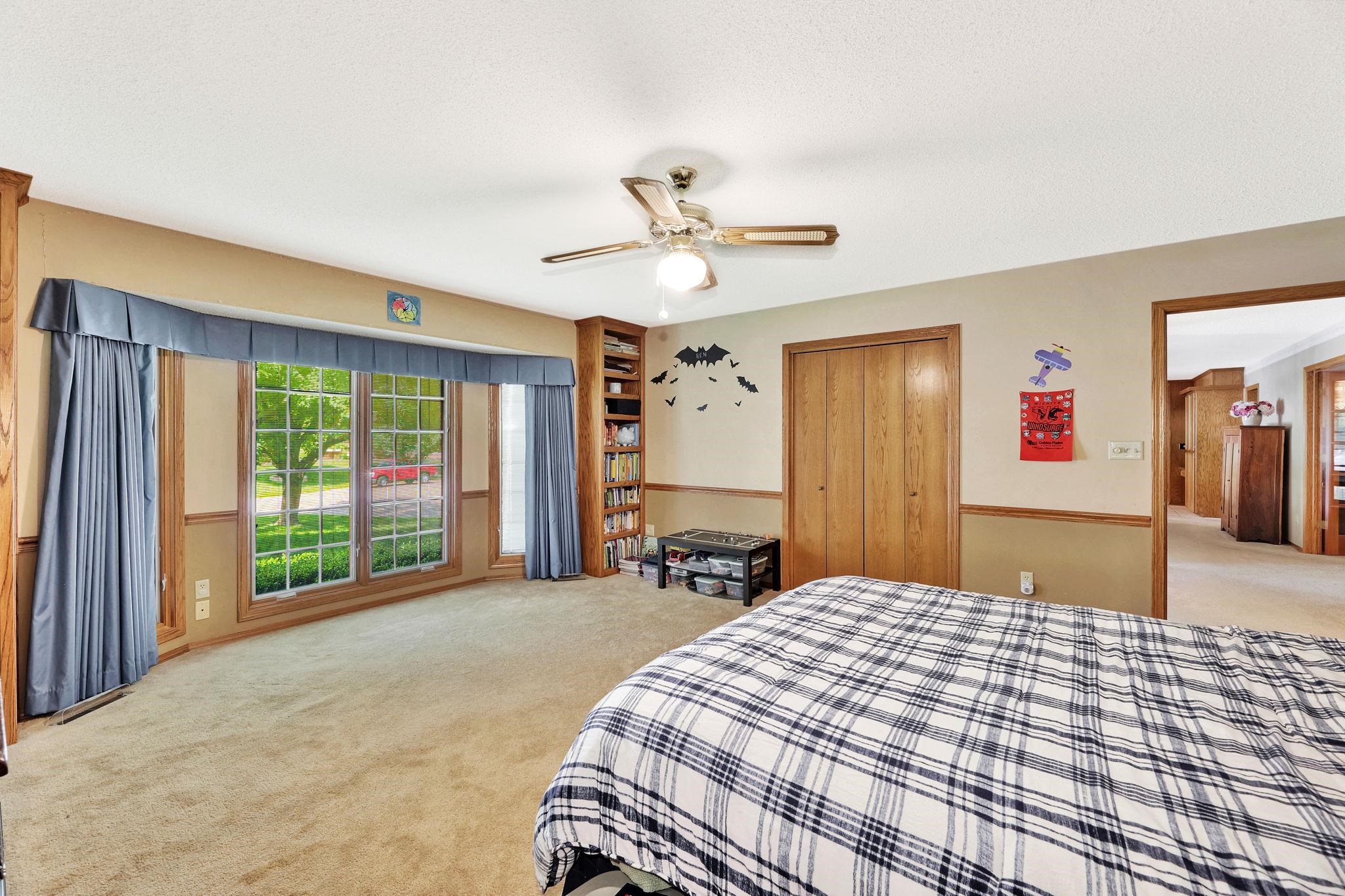 Derby, Kansas 67037, United States, 5 Bedrooms Bedrooms, ,3 BathroomsBathrooms,Residential,Pending,56356