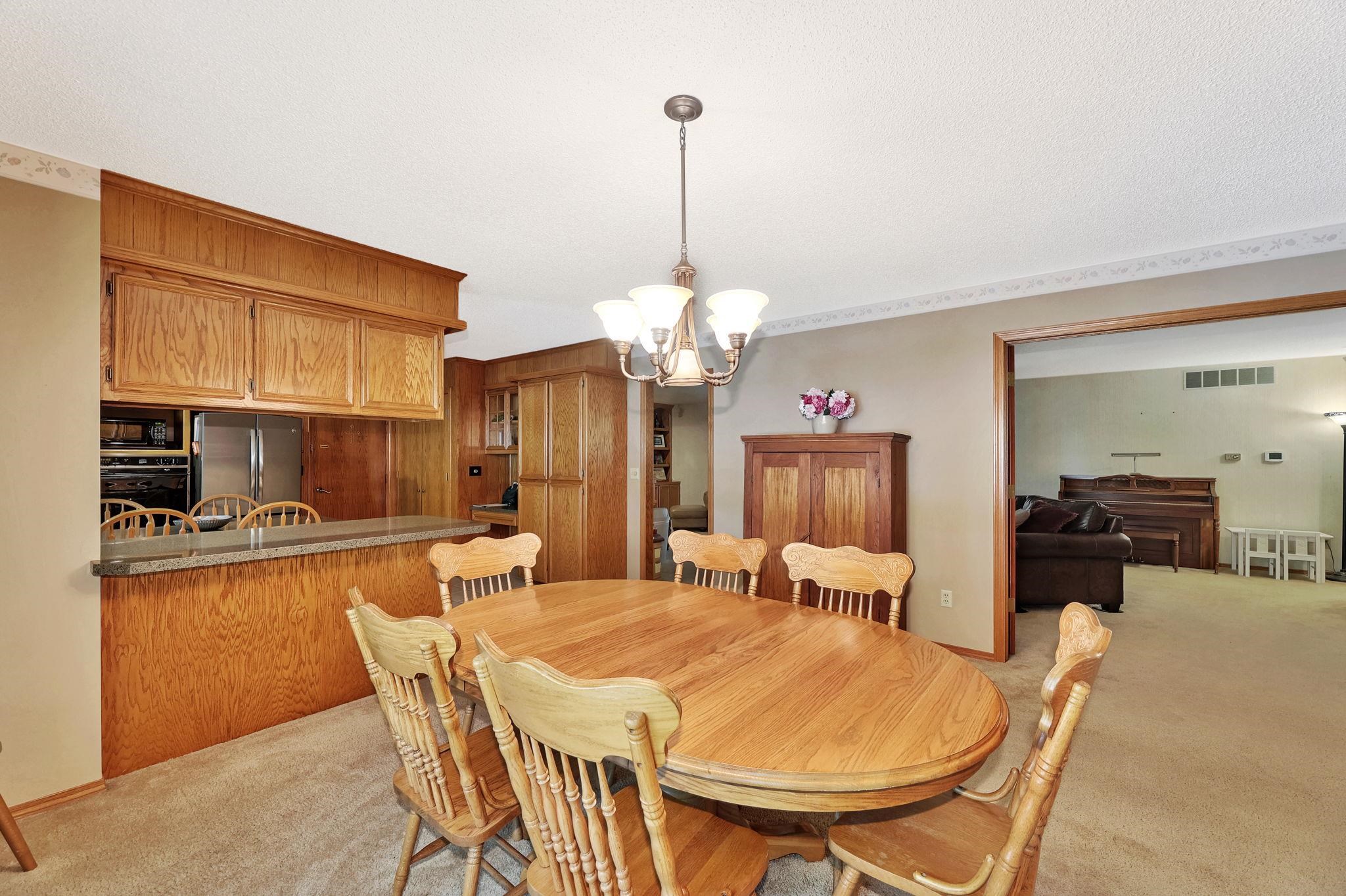 Derby, Kansas 67037, United States, 5 Bedrooms Bedrooms, ,3 BathroomsBathrooms,Residential,Pending,56356