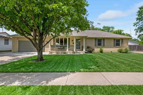 Homes For Sale - 8824 W Birch Ln<br/> Wichita, KS 67212