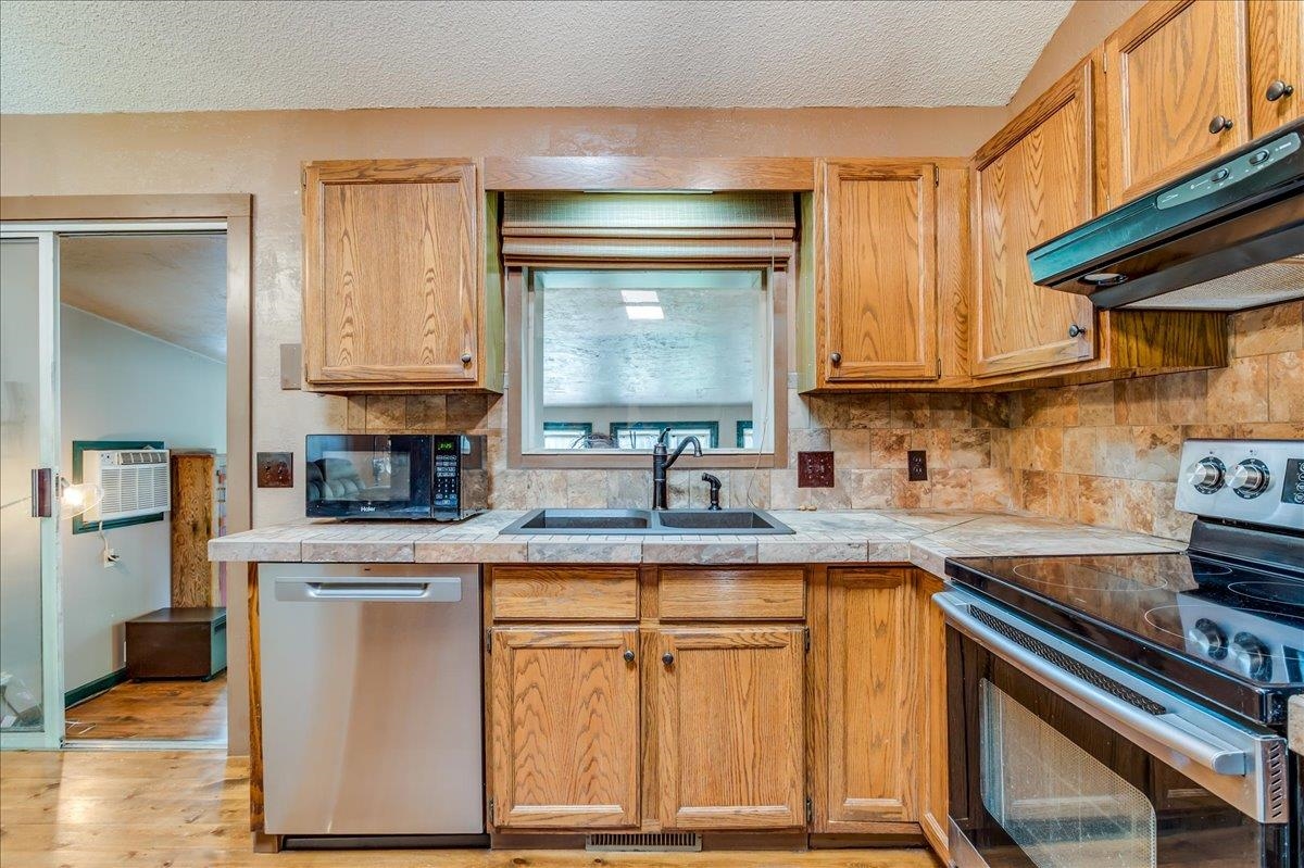 627 N Cardington St, Wichita, Kansas image 11