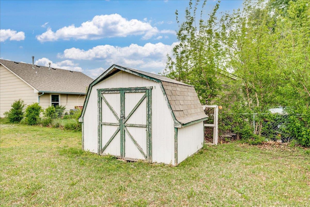1225 W Jubilee Street, Haysville, Kansas image 22