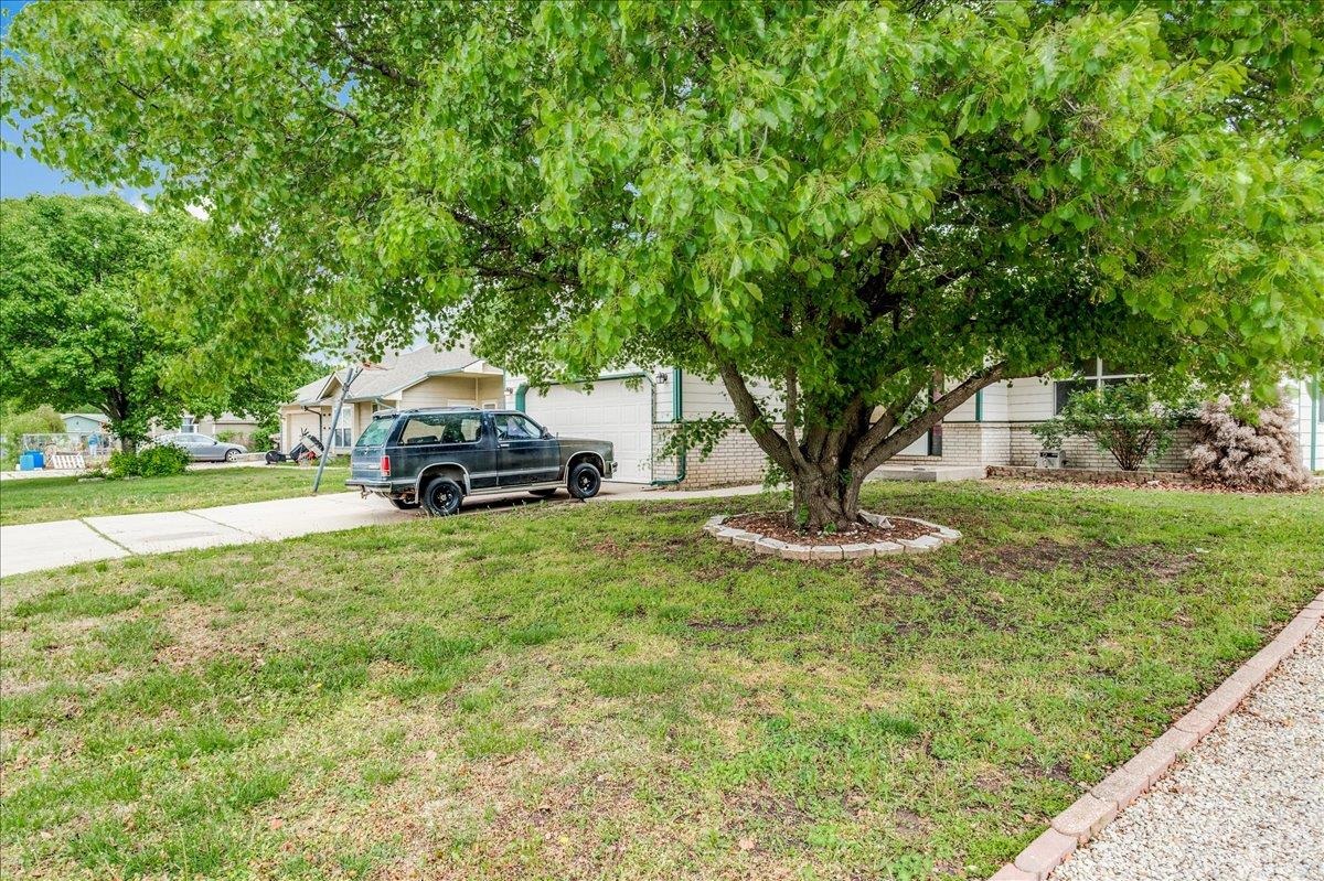 1225 W Jubilee Street, Haysville, Kansas image 2